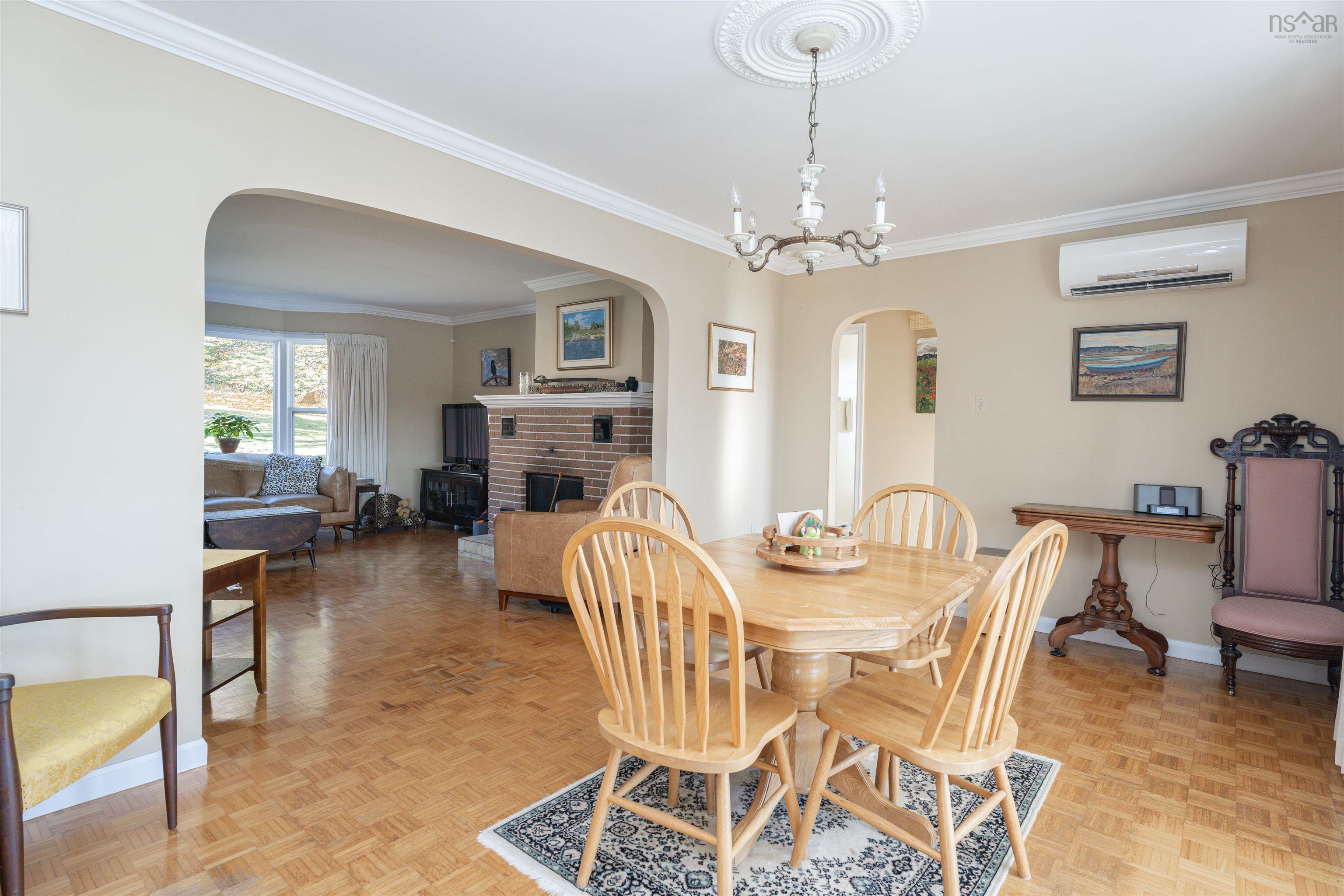 $1,150,000.00: 38 Moores Road, Glen Margaret