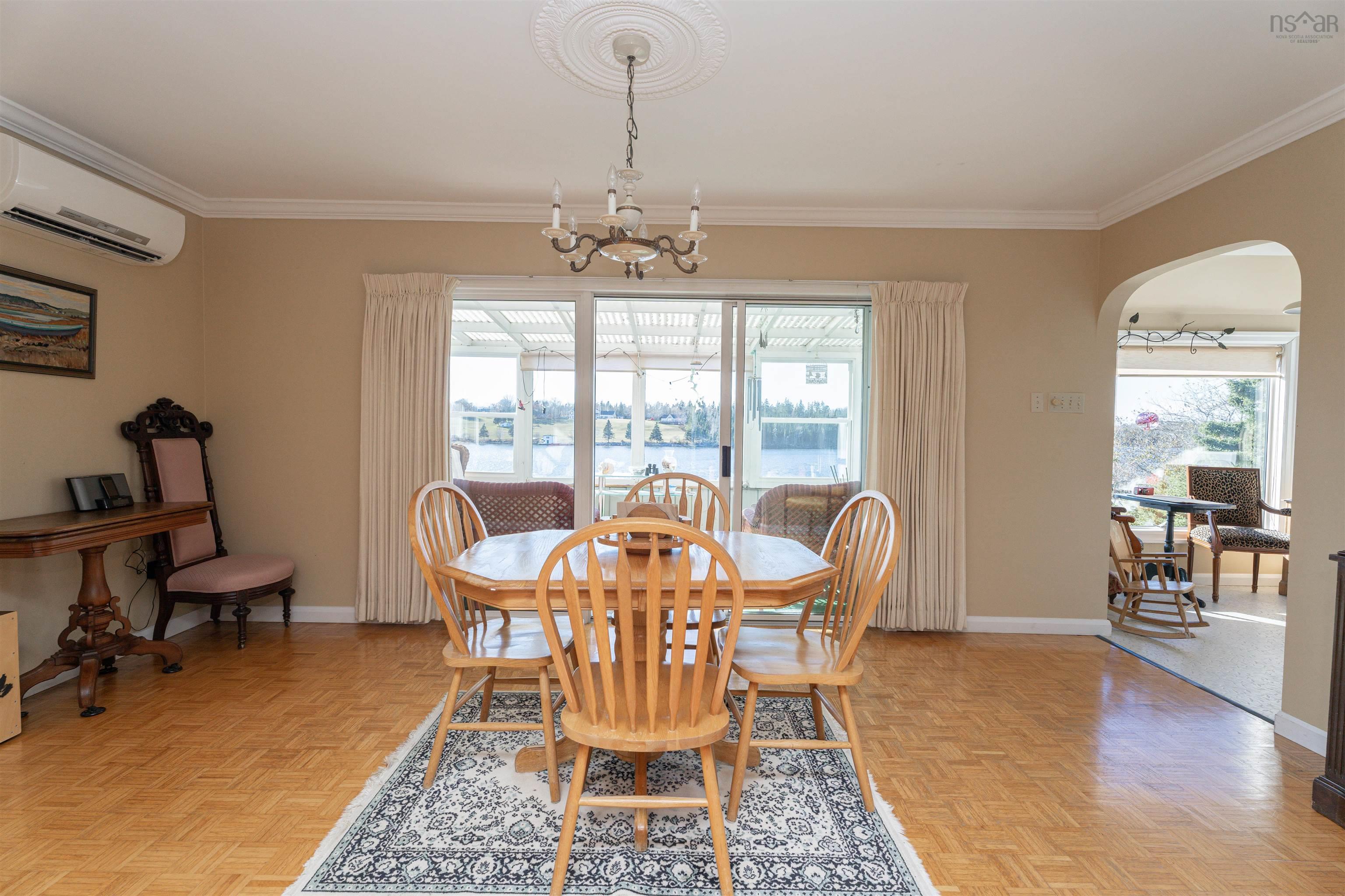 $1,150,000.00: 38 Moores Road, Glen Margaret