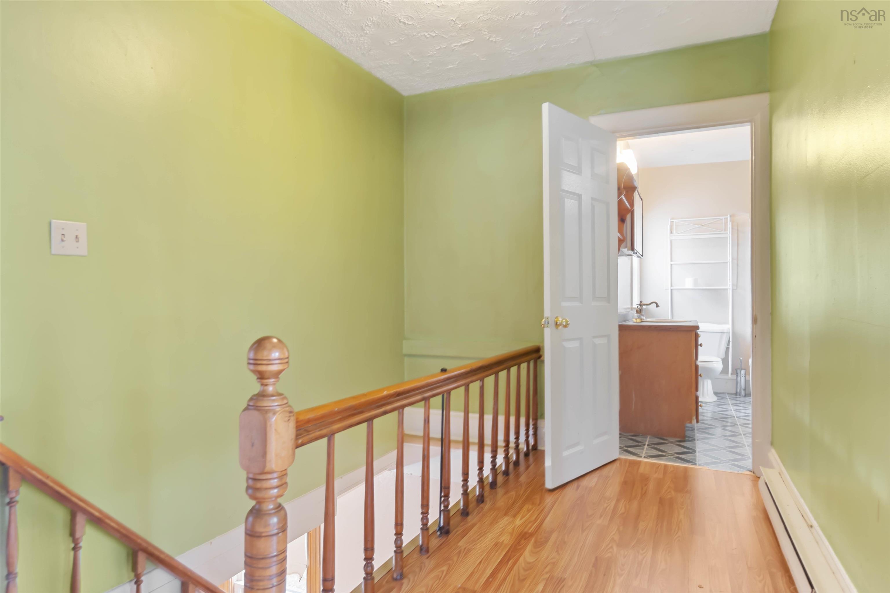 $249,900.00: 560 Victoria Drive, Kingston