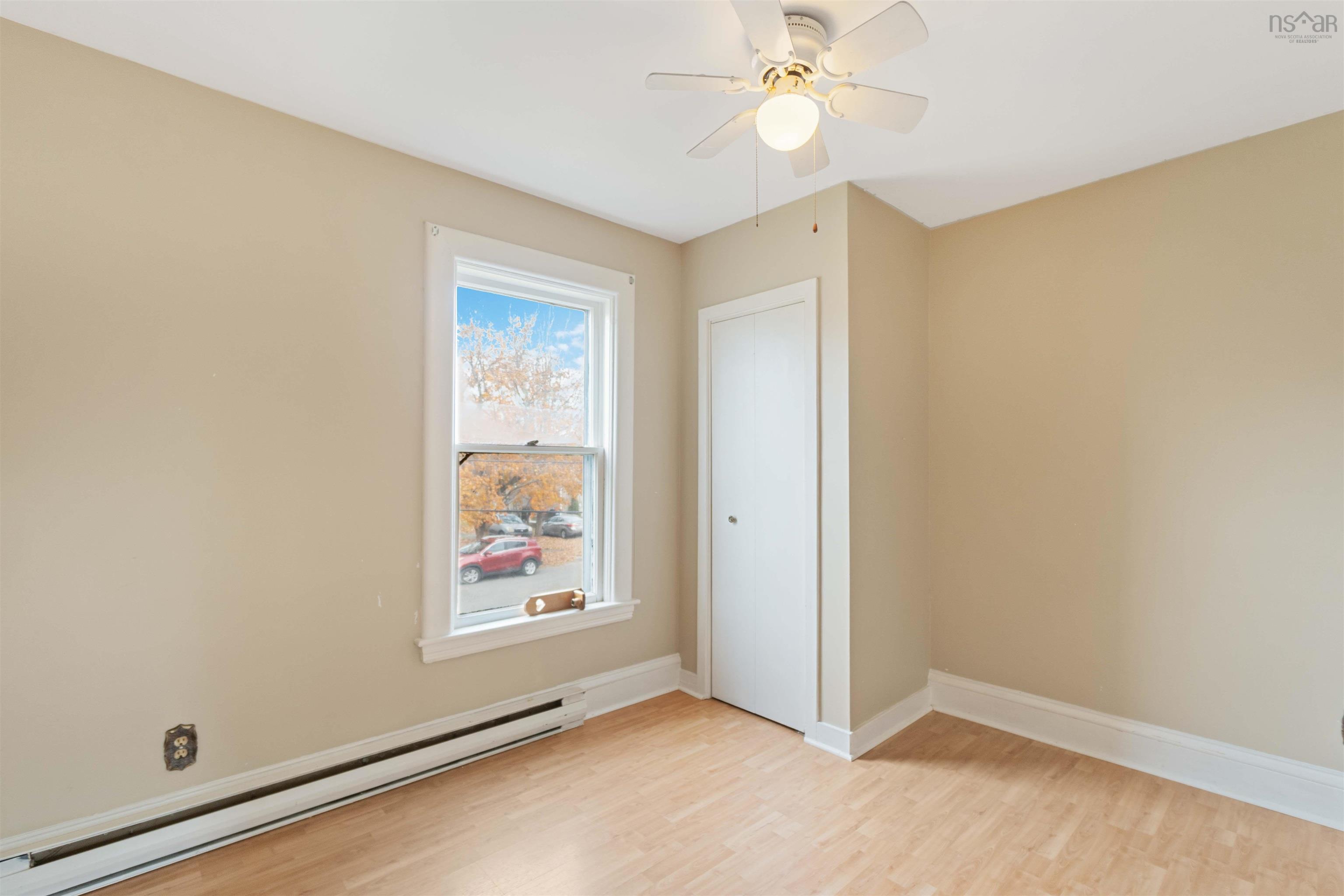 $249,900.00: 560 Victoria Drive, Kingston