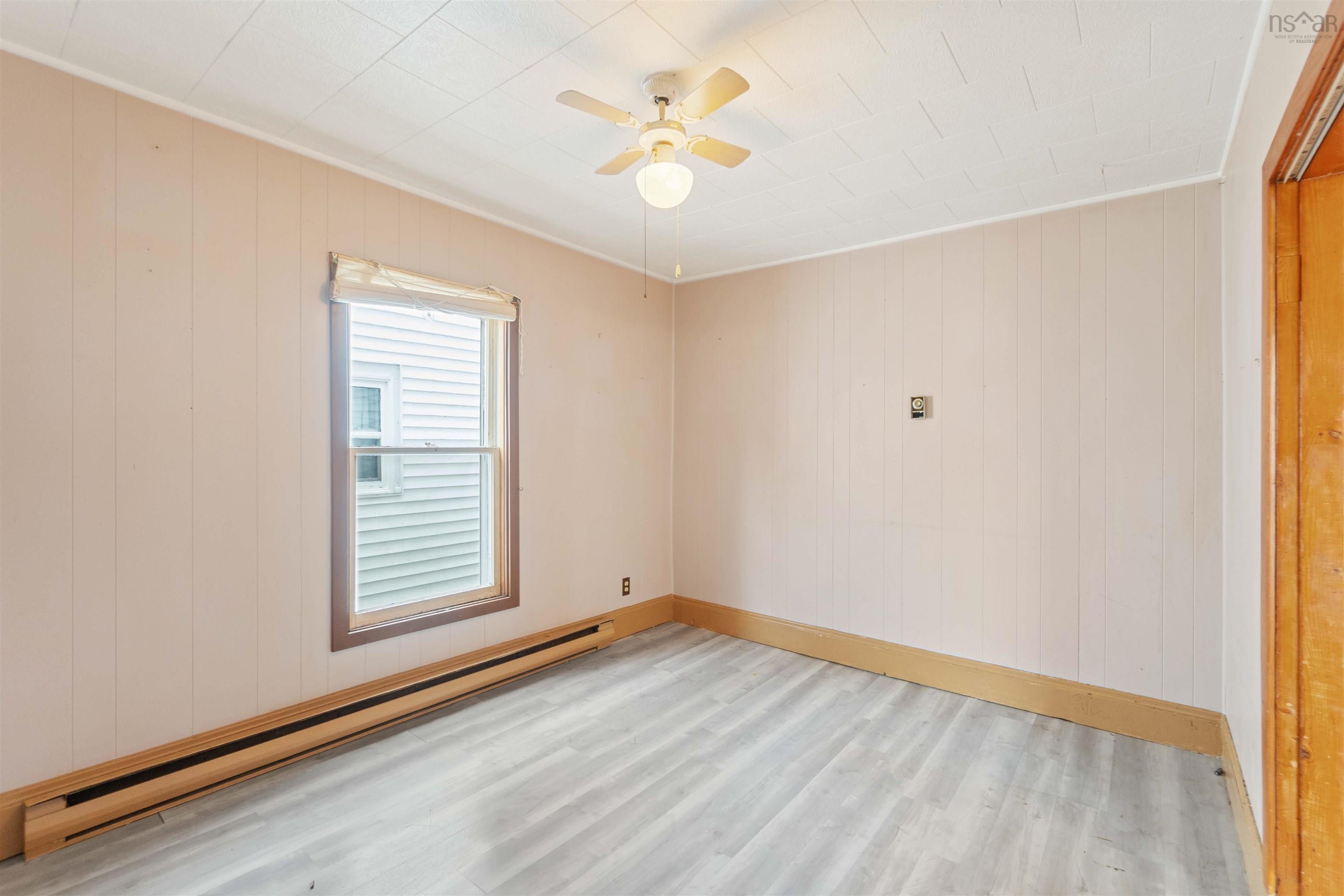 $249,900.00: 560 Victoria Drive, Kingston