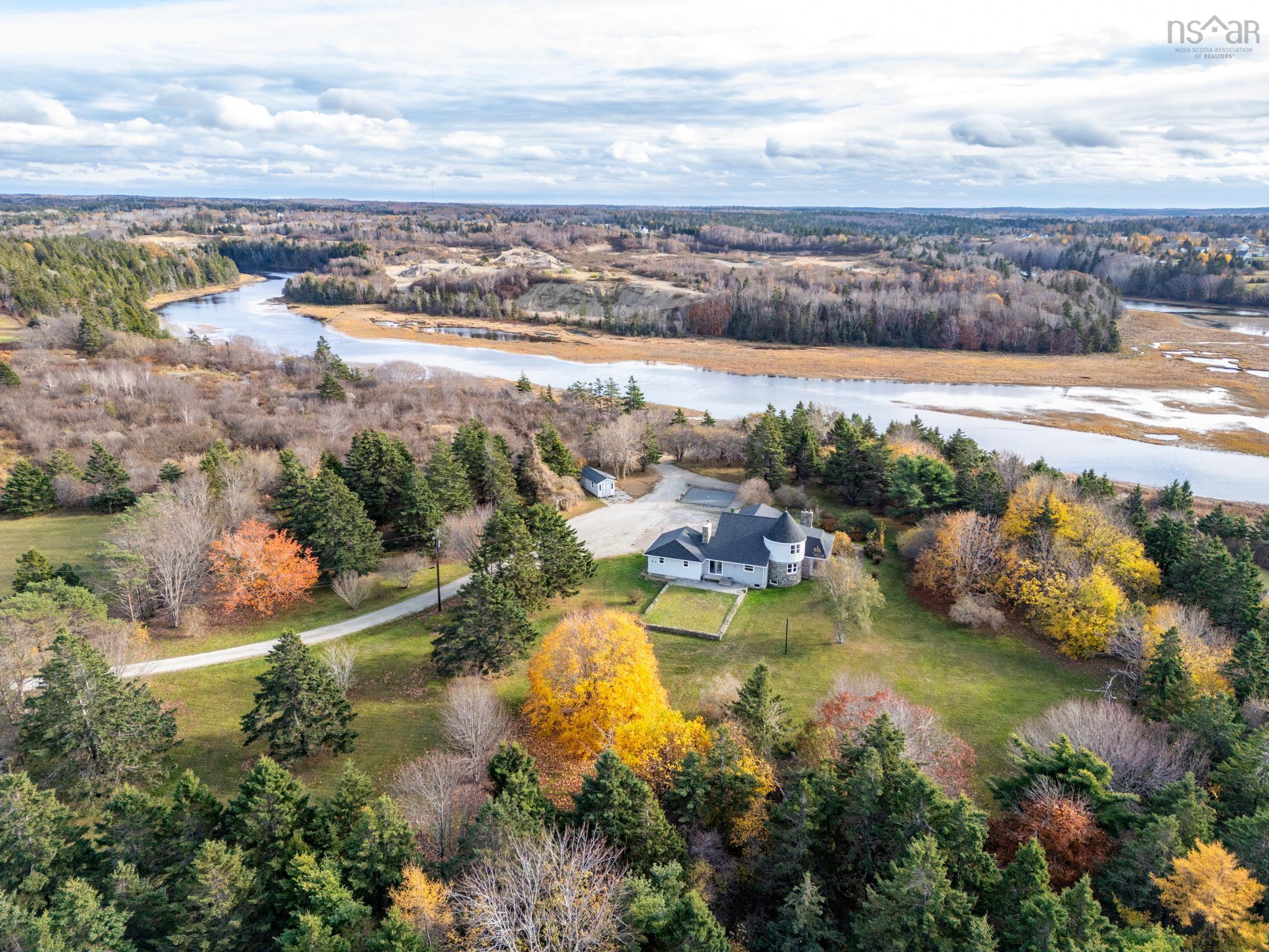 $629,000.00: 42 Saulnier Road, Meteghan River