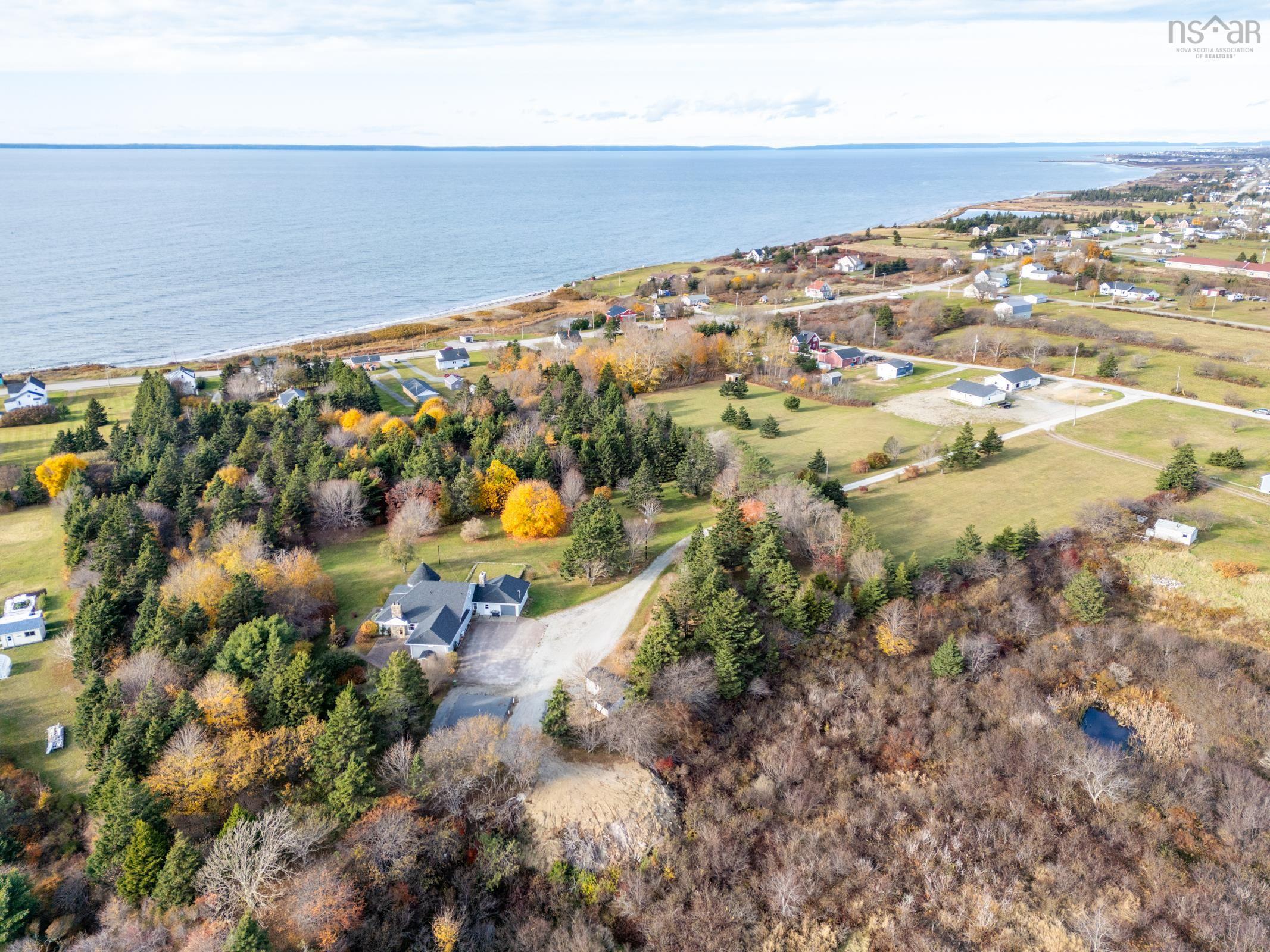 $629,000.00: 42 Saulnier Road, Meteghan River