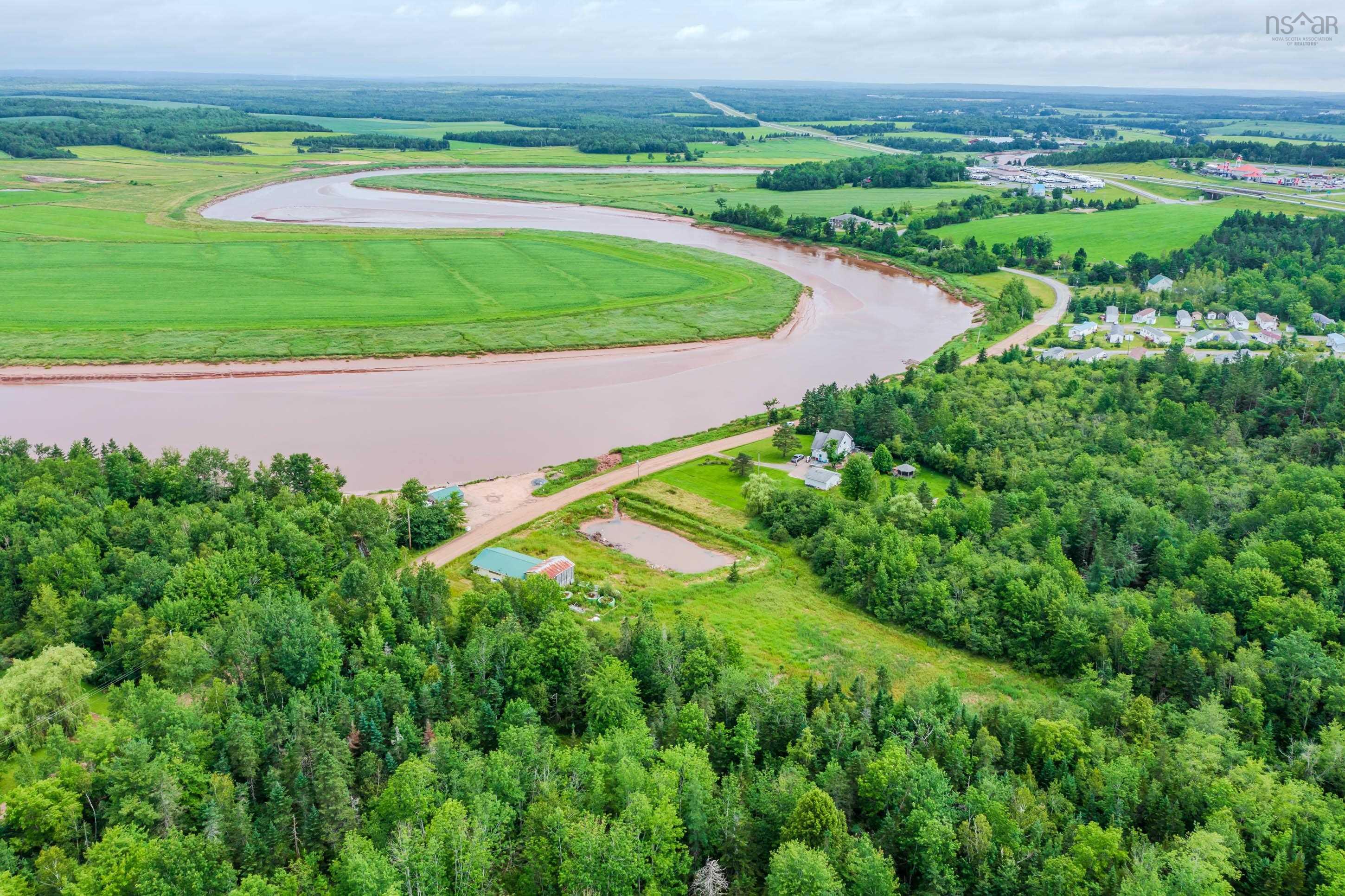 $109,999.00: 332 Main St W, Stewiacke