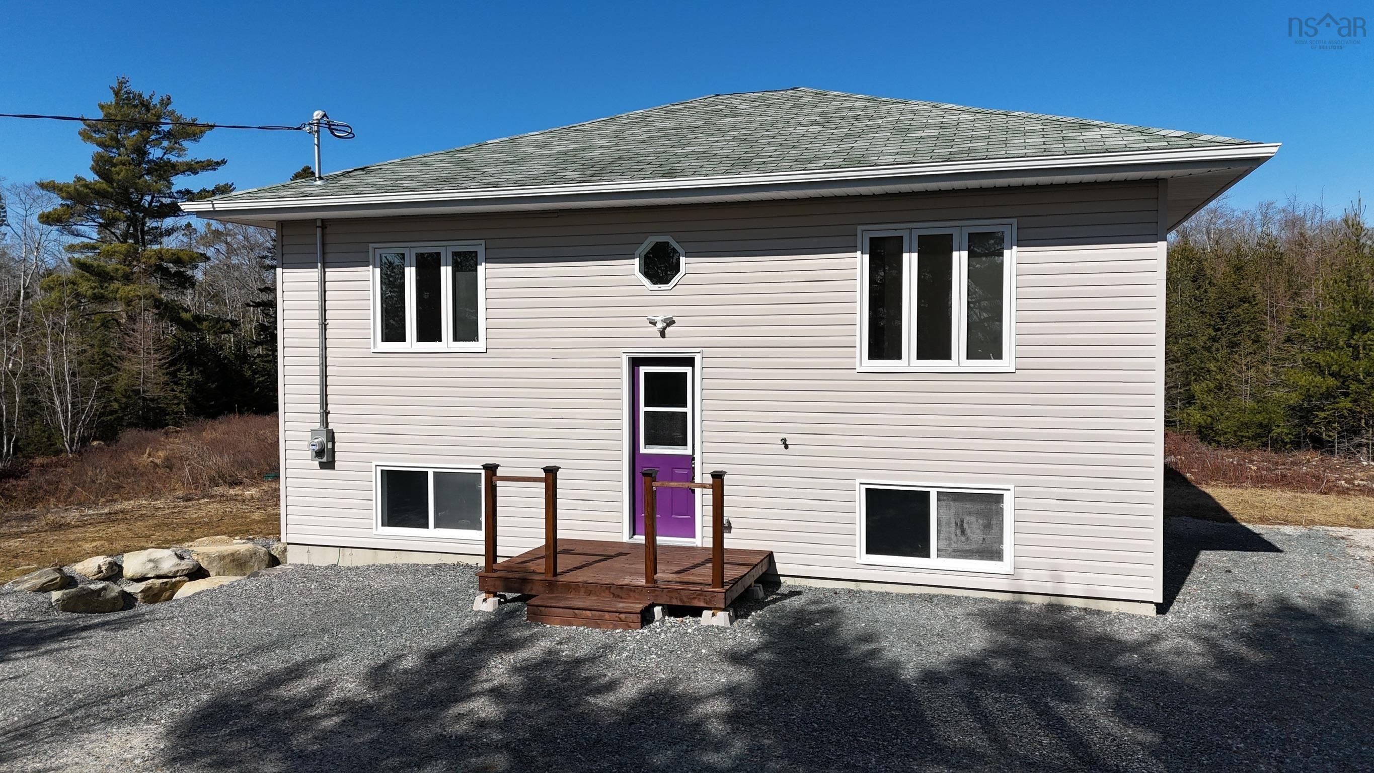 $329,900.00: 1480 103 Highway, Sable River