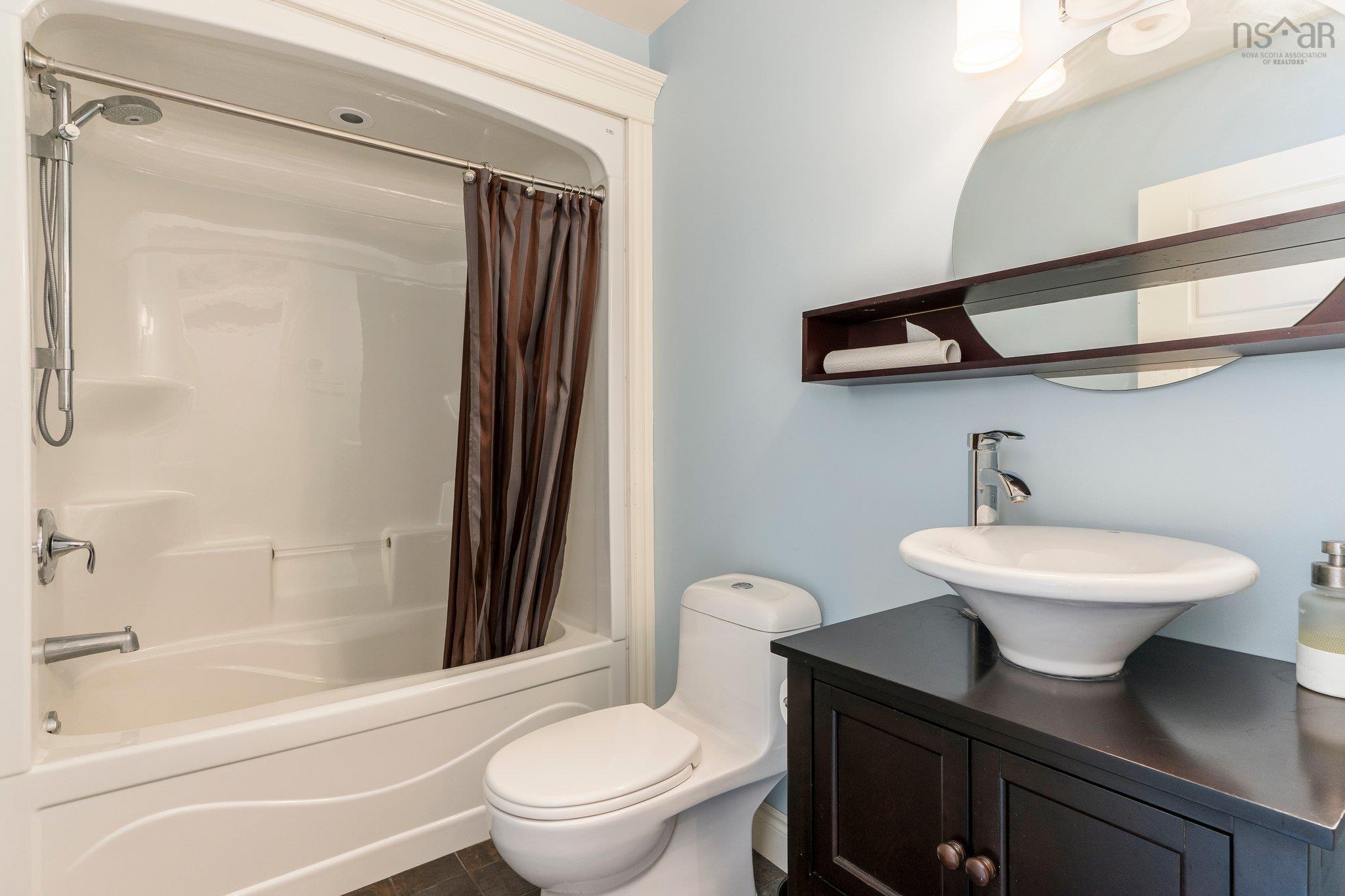 $1,199,000.00: 1011 14 Highway, Upper Vaughan