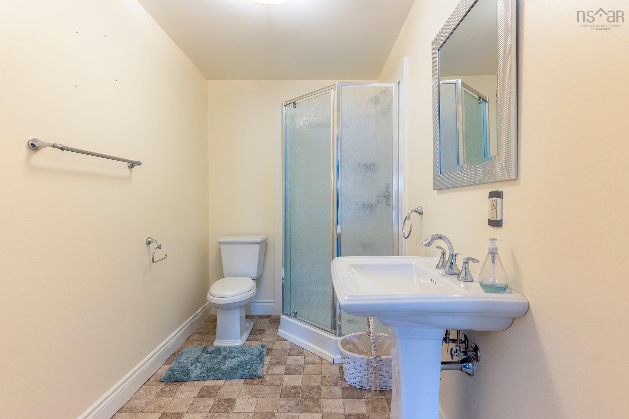 $1,199,000.00: 1011 14 Highway, Upper Vaughan