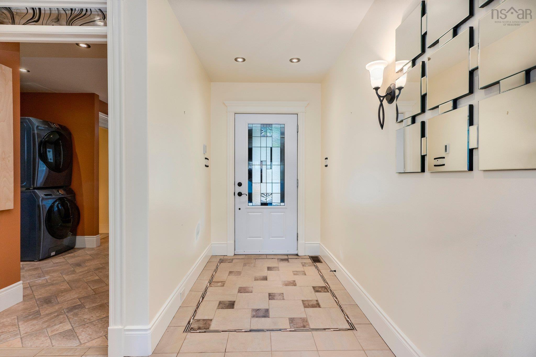 $1,199,000.00: 1011 14 Highway, Upper Vaughan
