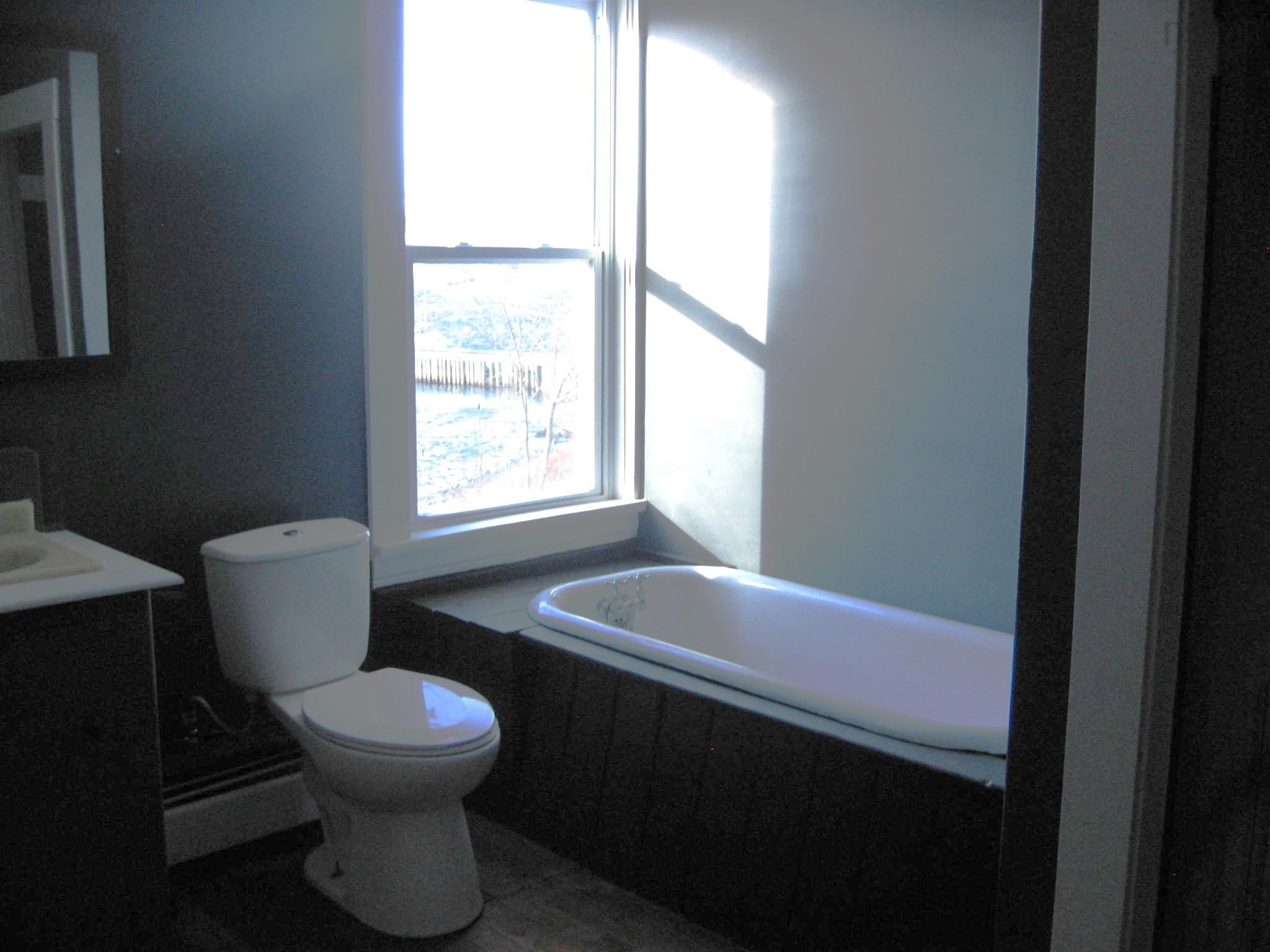 $424,900.00: 14 Breakwater Lane, Brooklyn