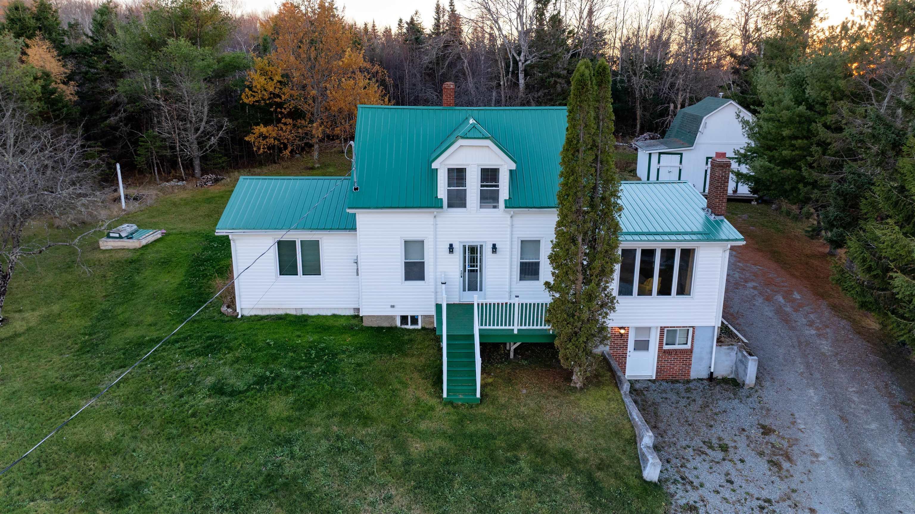 $329,900.00: 185 Highway 224, Sheet Harbour