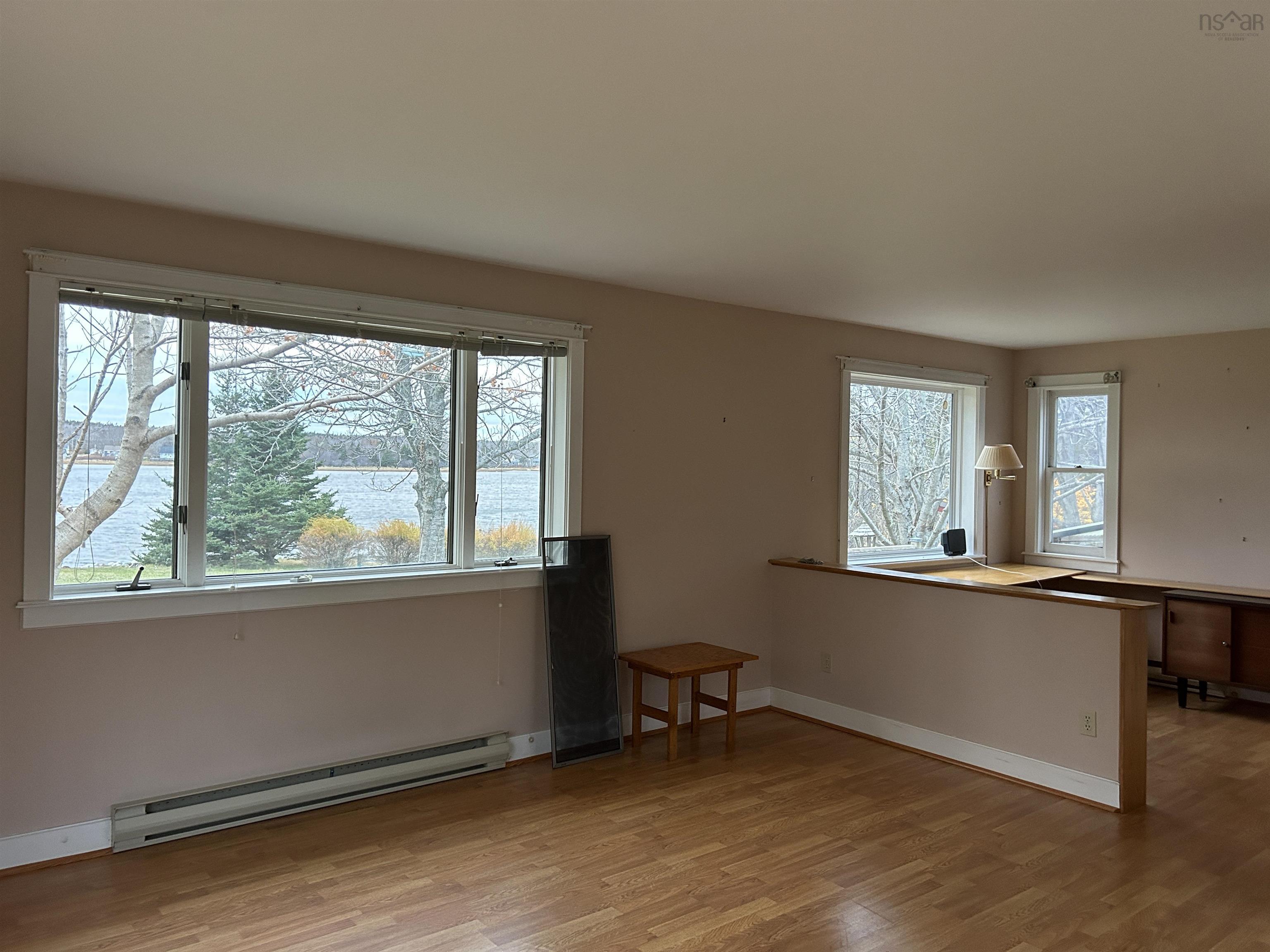 $695,000.00: 142 Bay Side Drive, Brass Hill