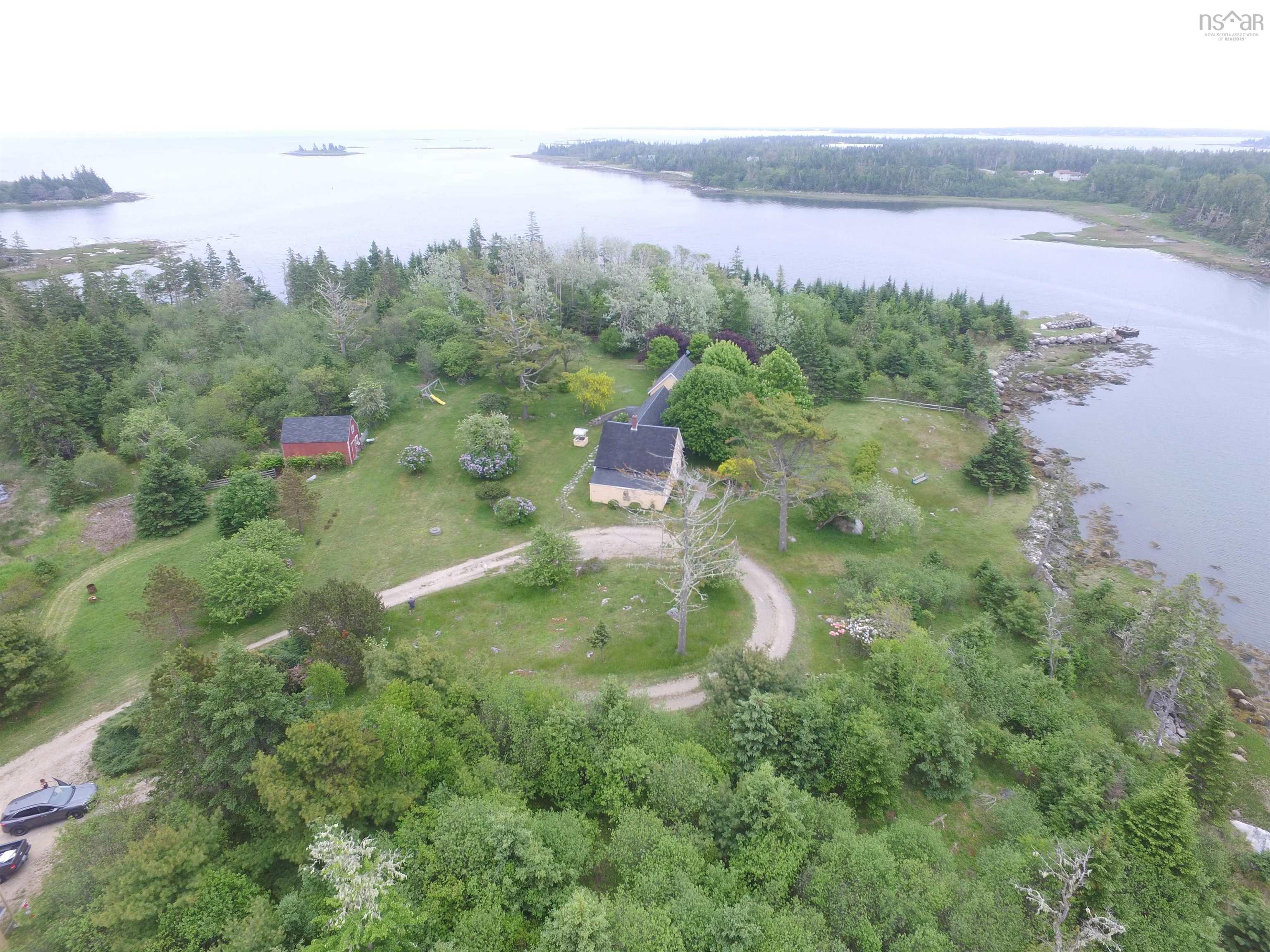 $695,000.00: 142 Bay Side Drive, Brass Hill
