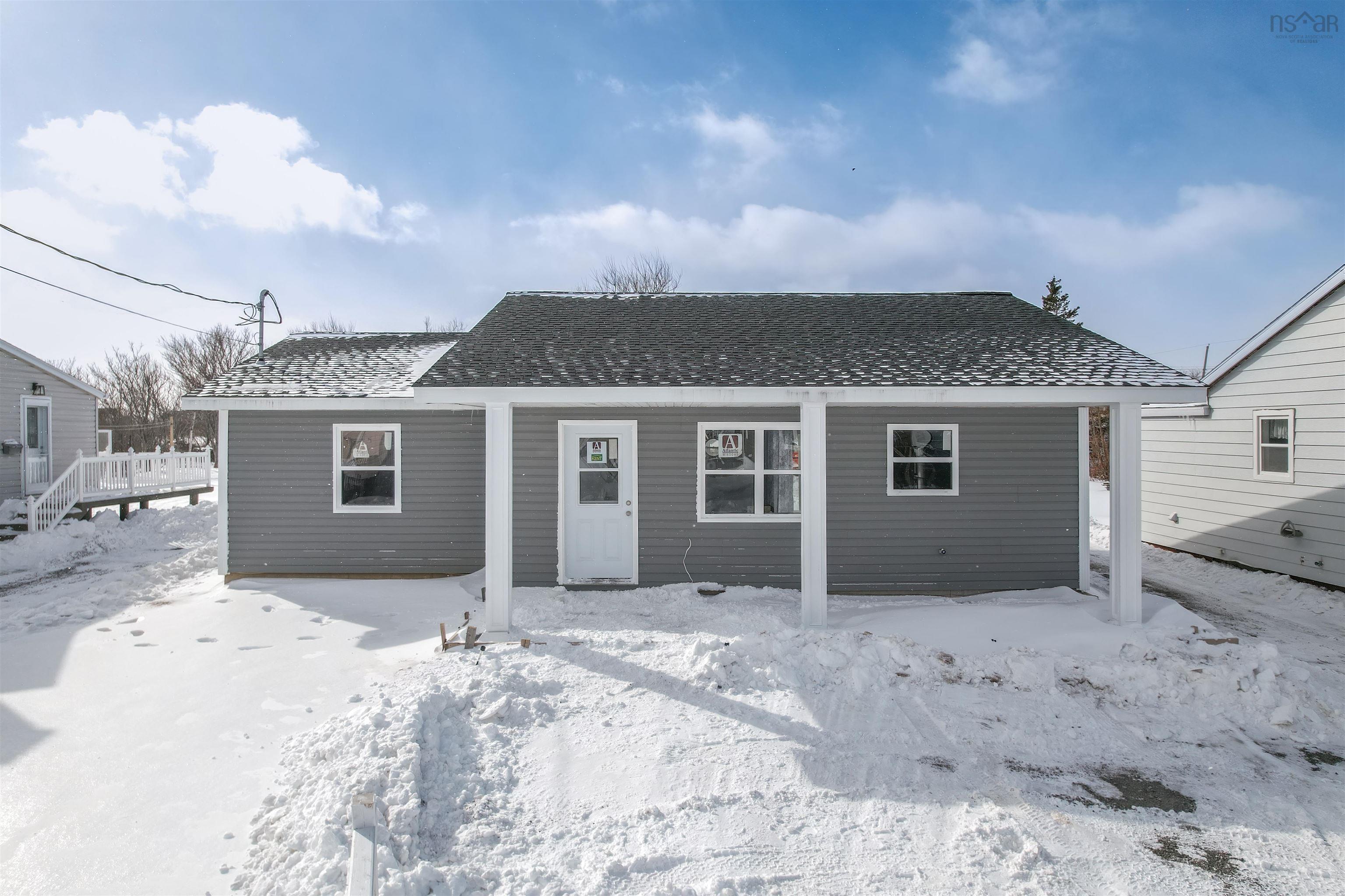 6 Essex Street 