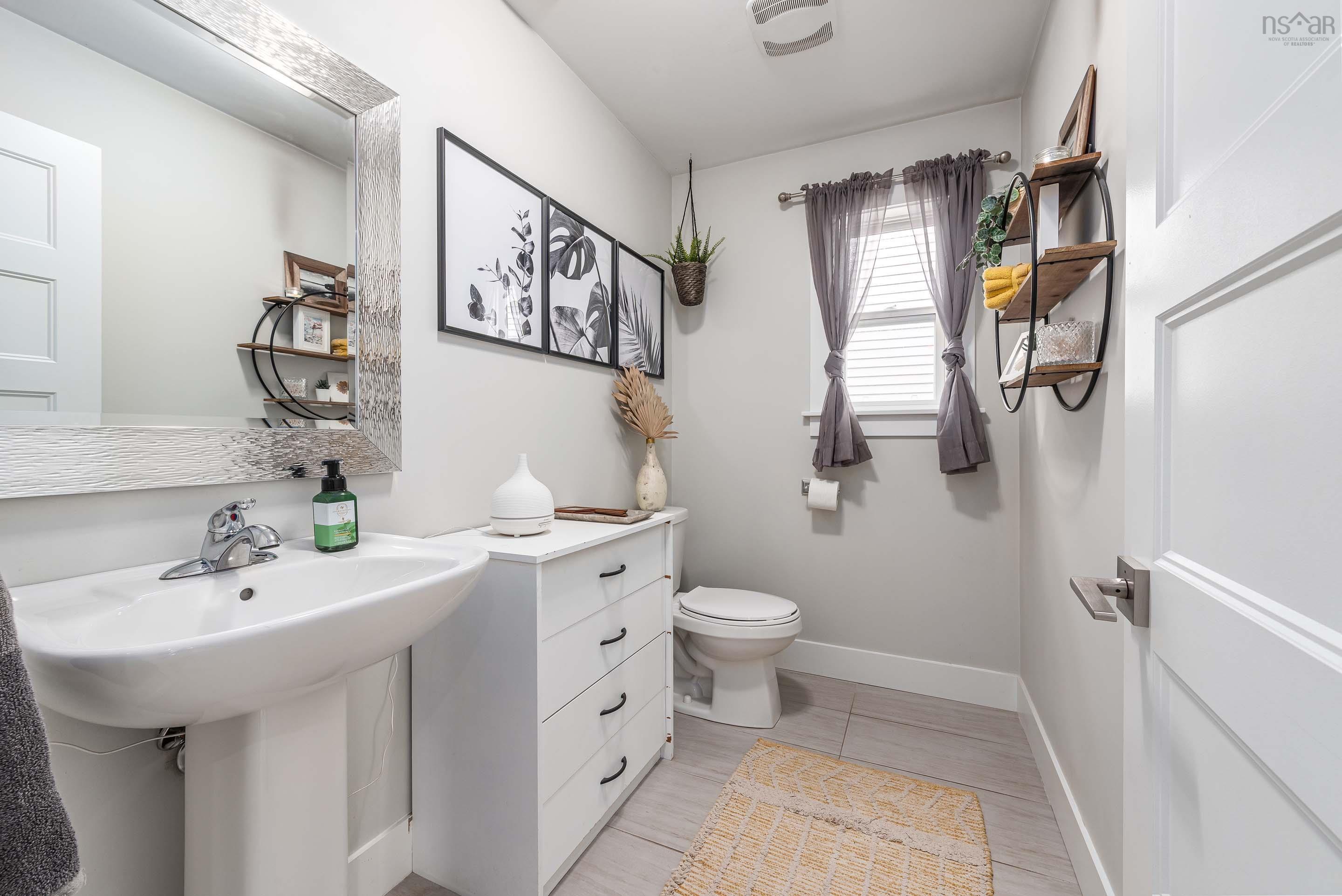 $579,900.00: 139 Titanium Crescent, Halifax