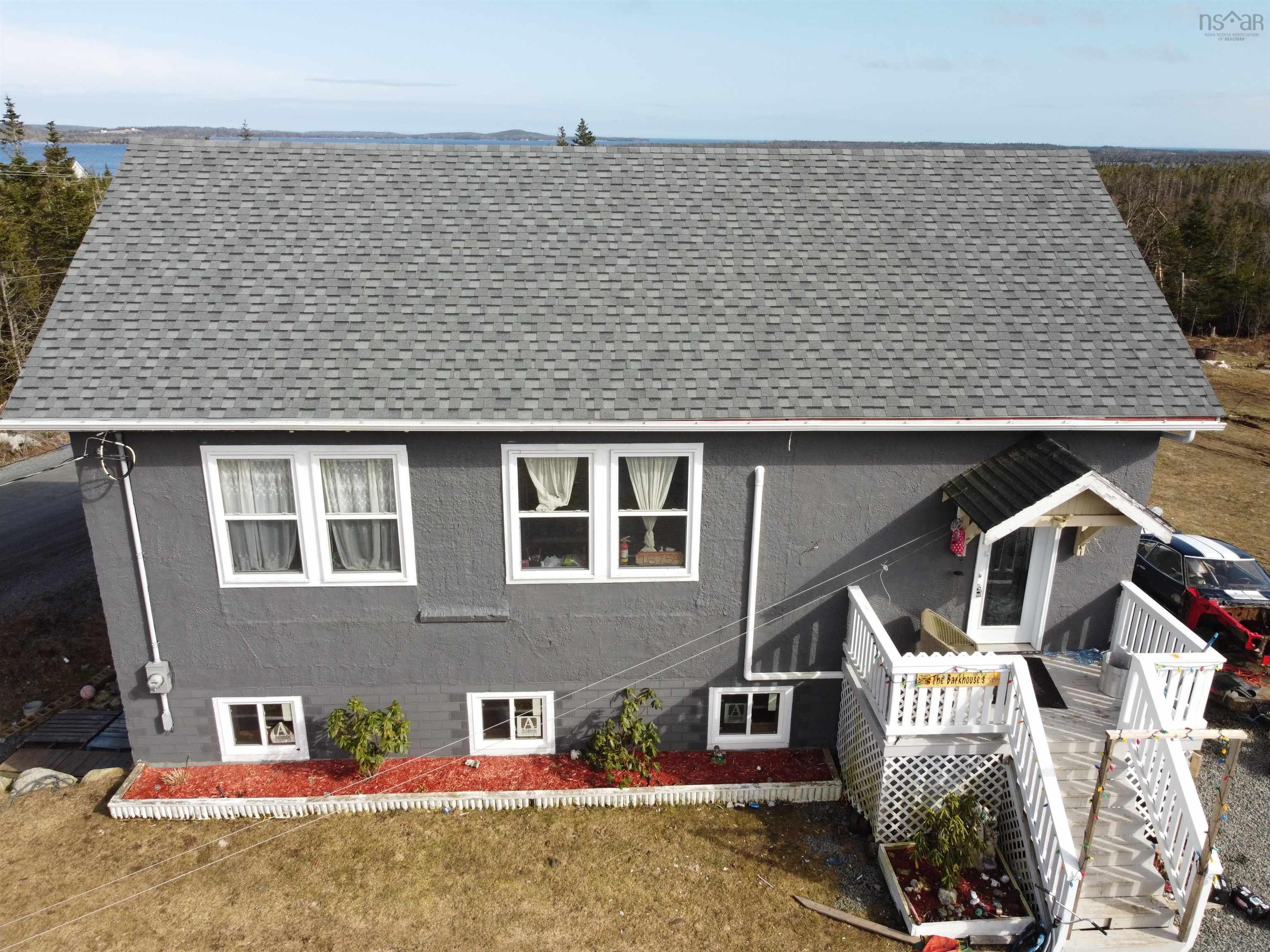 $284,900.00: 16756 HIghway 7, Pleasant Harbour
