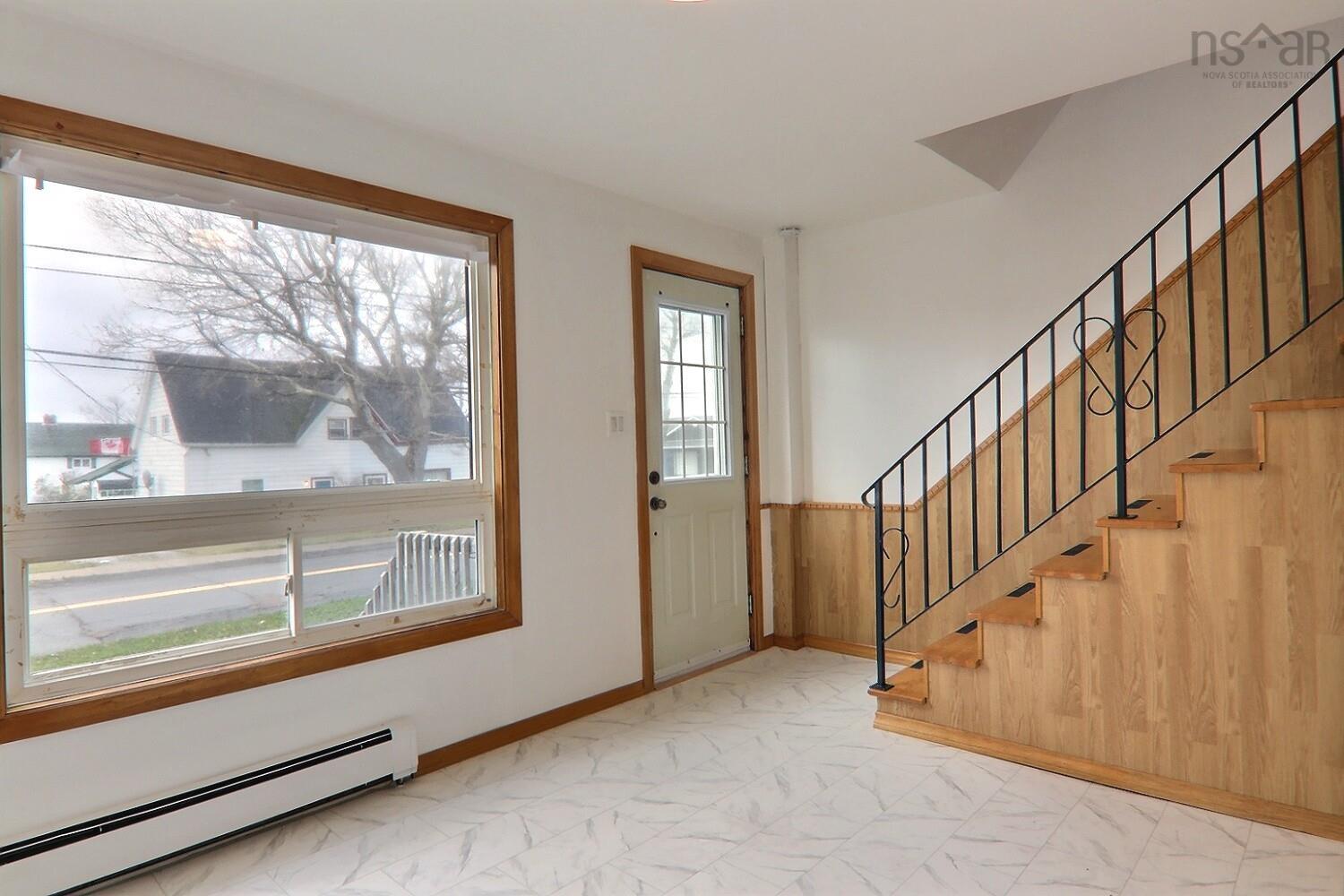 $150,000.00: 402 King Street, New Waterford
