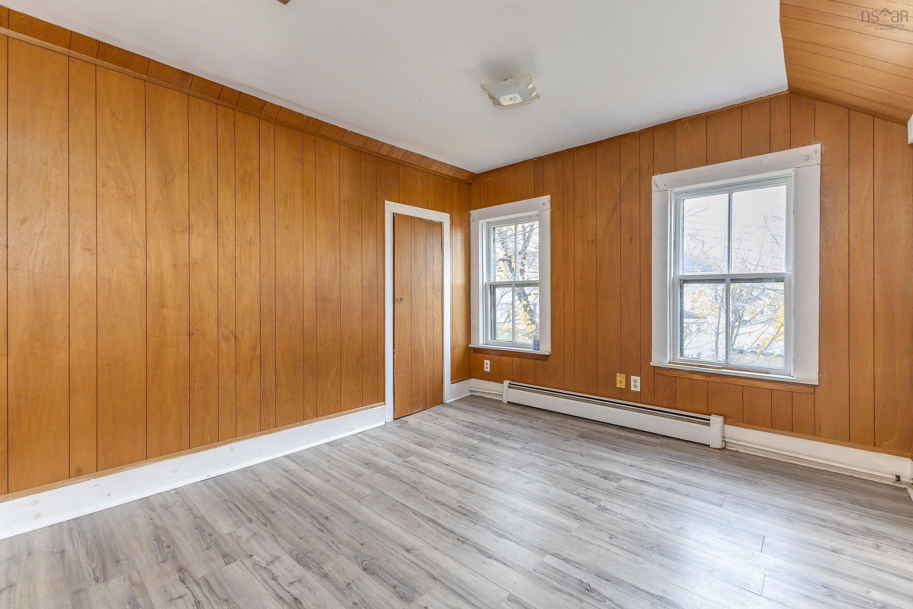 $185,000.00: 17 Mechanic Street, Trenton