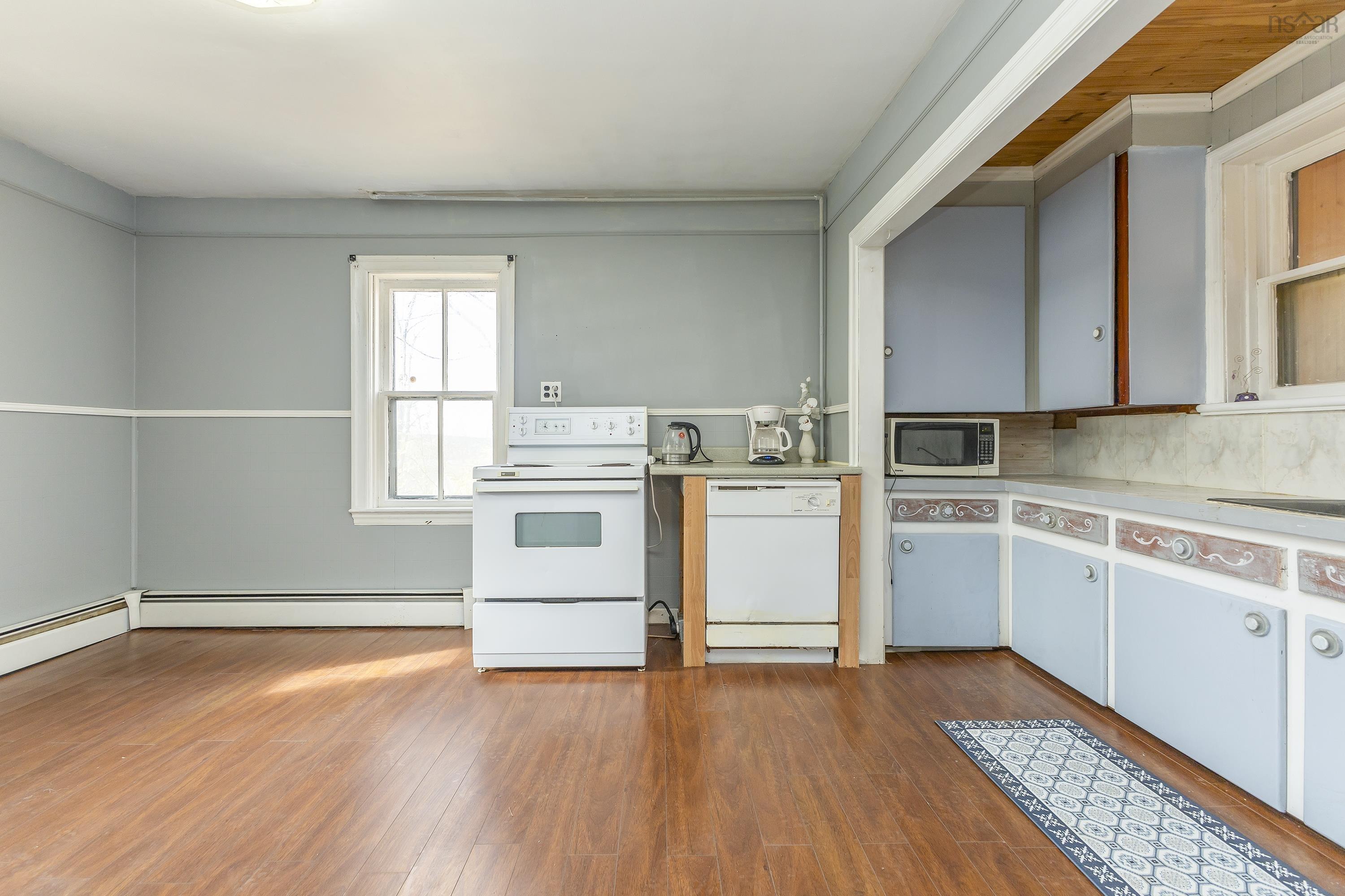 $185,000.00: 17 Mechanic Street, Trenton