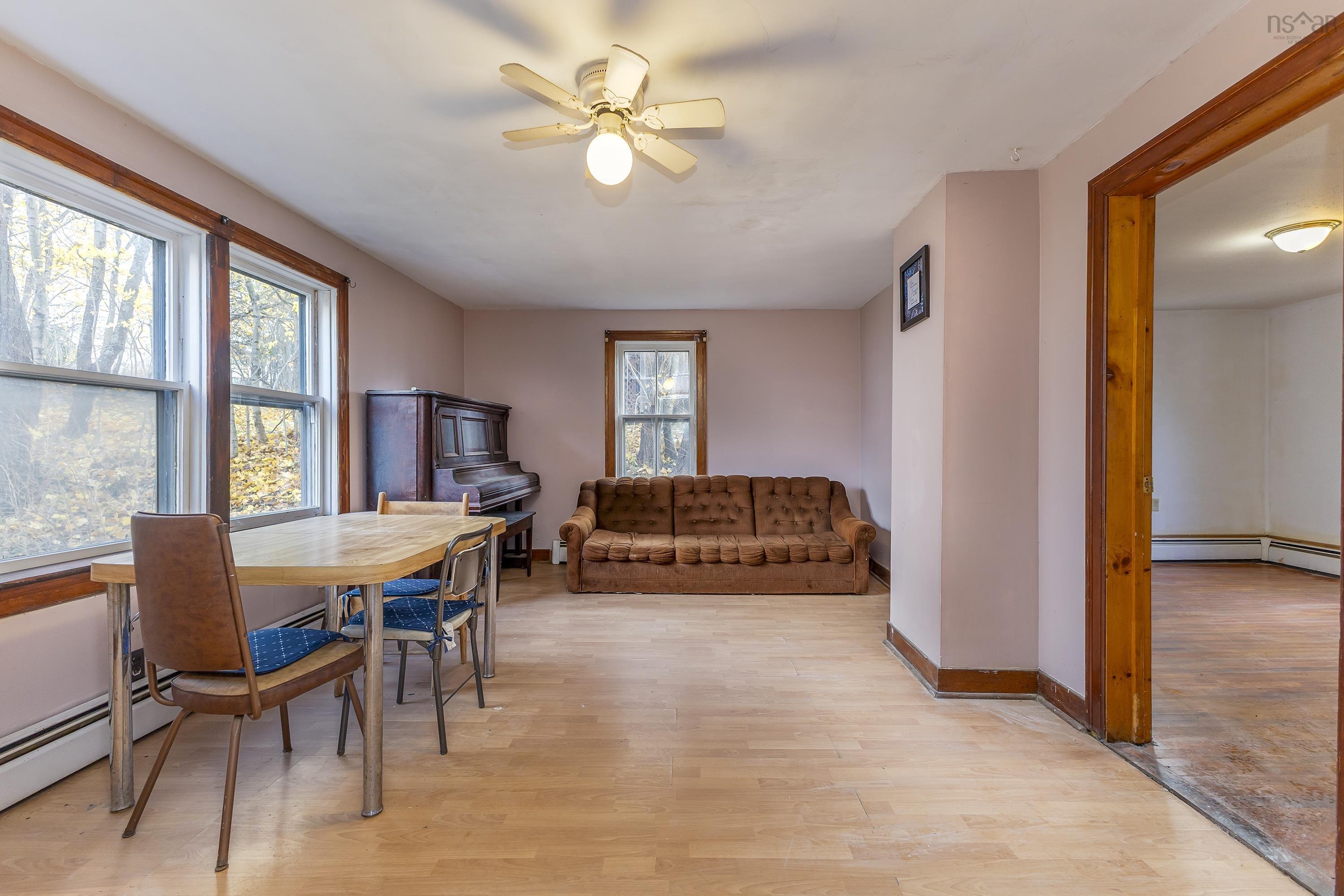 $185,000.00: 17 Mechanic Street, Trenton