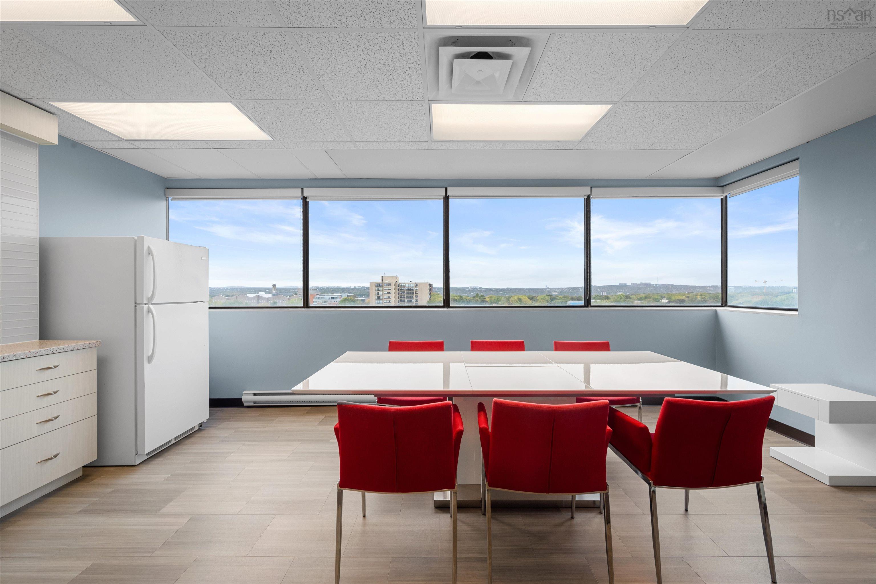 1100 5991 Spring Garden Road, Halifax, NS (MLS 202426922)