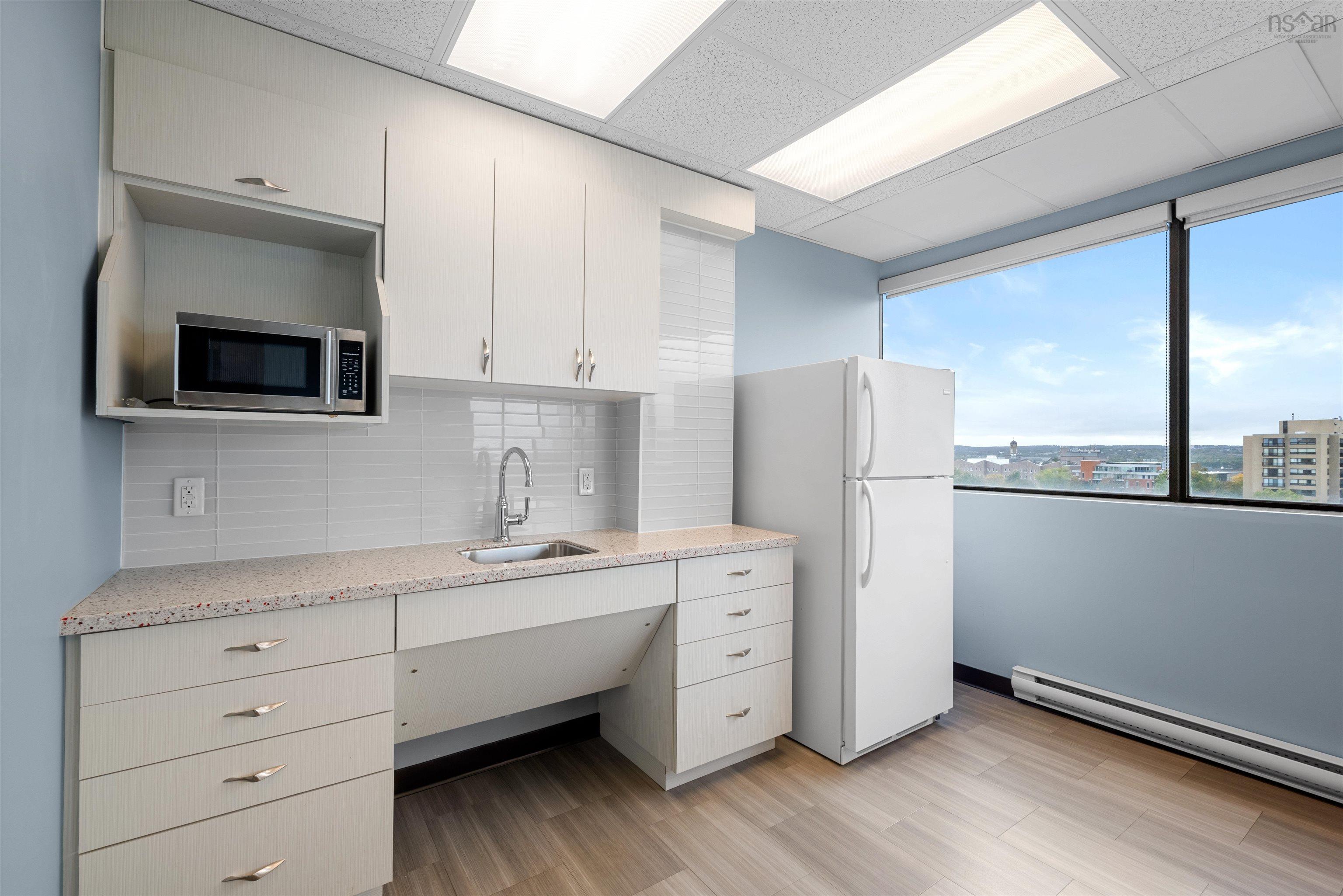 1100 5991 Spring Garden Road, Halifax, NS (MLS 202426922)