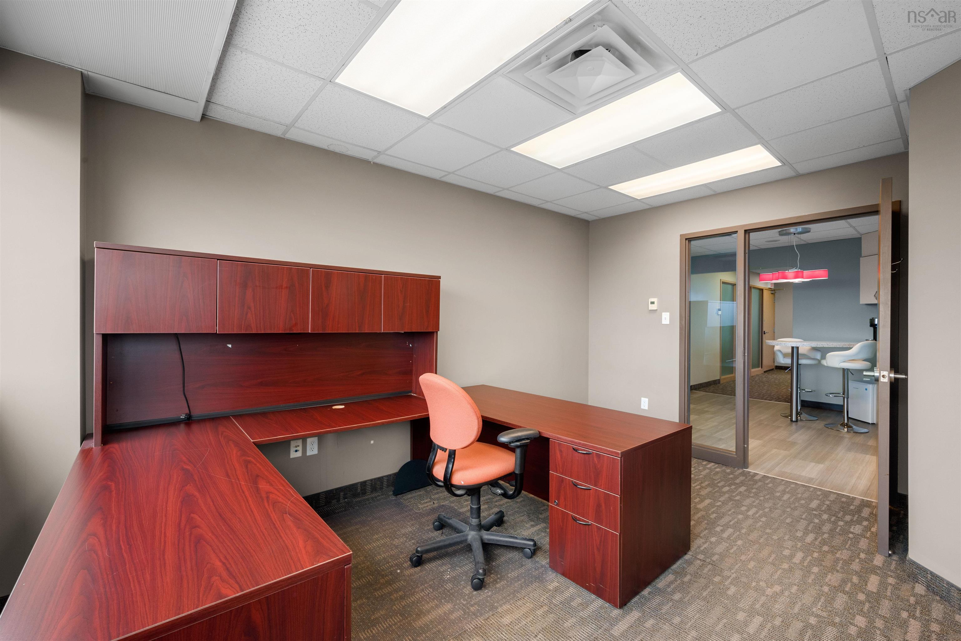 1100 5991 Spring Garden Road, Halifax, NS (MLS 202426922)