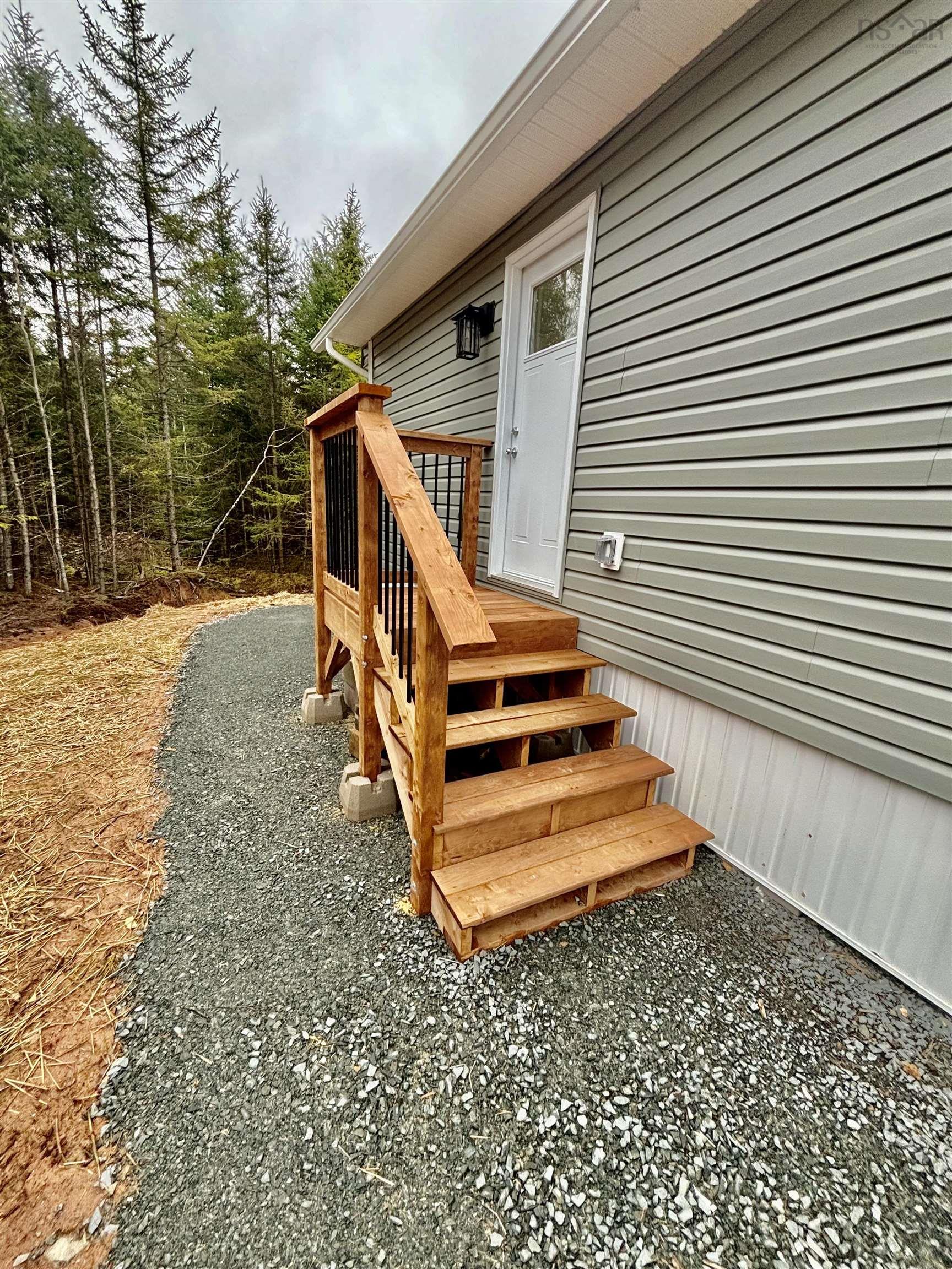 $259,900.00: 38 Maloney Road, Admiral Rock