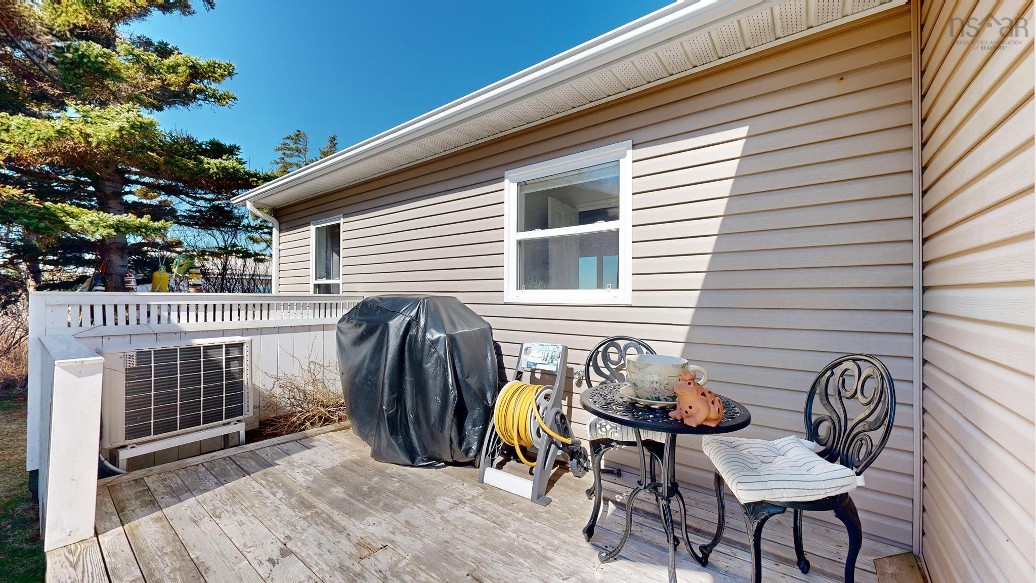 $679,500.00: 59 Sunset Avenue, Phinneys Cove