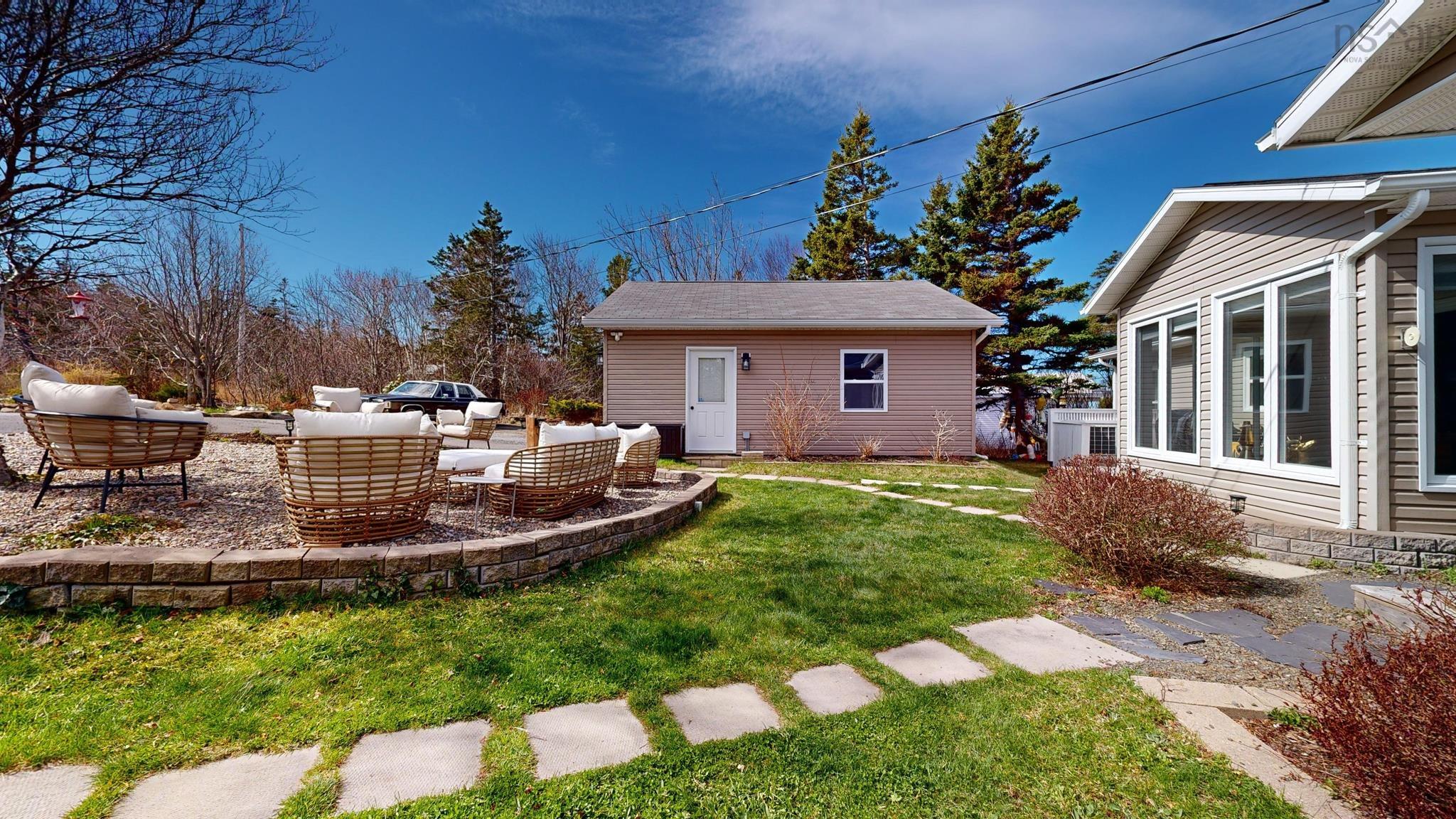 $679,500.00: 59 Sunset Avenue, Phinneys Cove