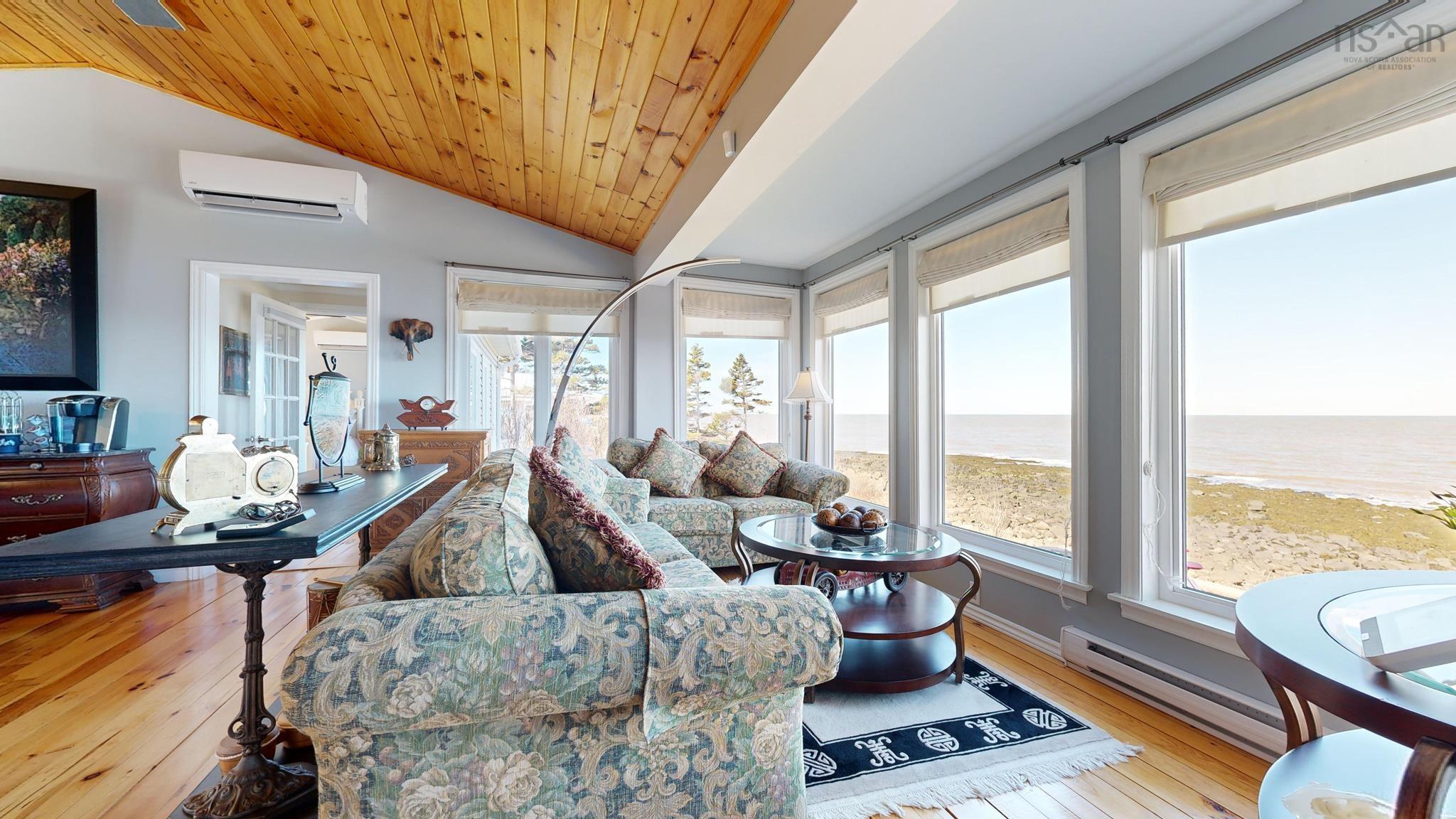 $679,500.00: 59 Sunset Avenue, Phinneys Cove