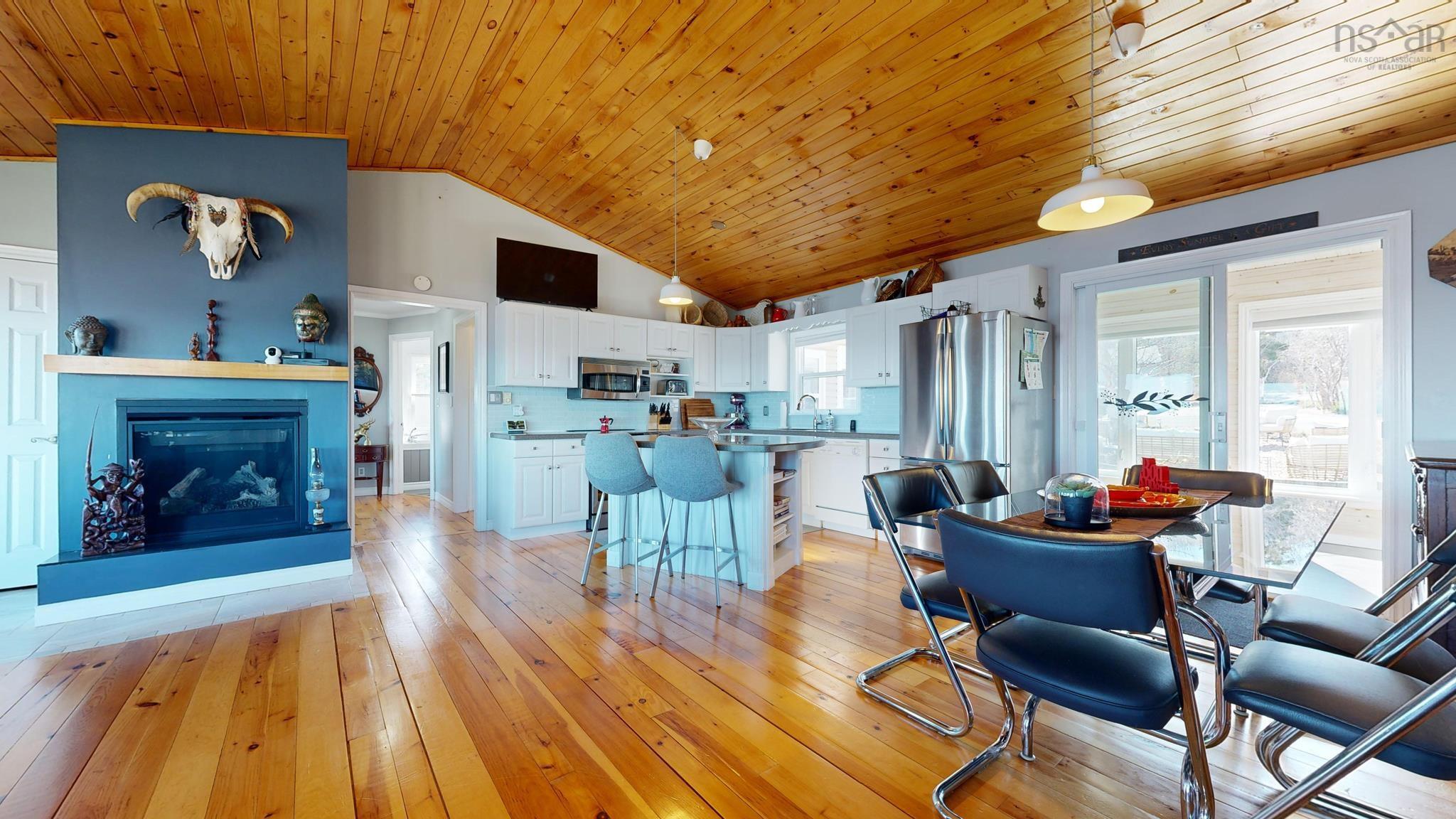 $679,500.00: 59 Sunset Avenue, Phinneys Cove