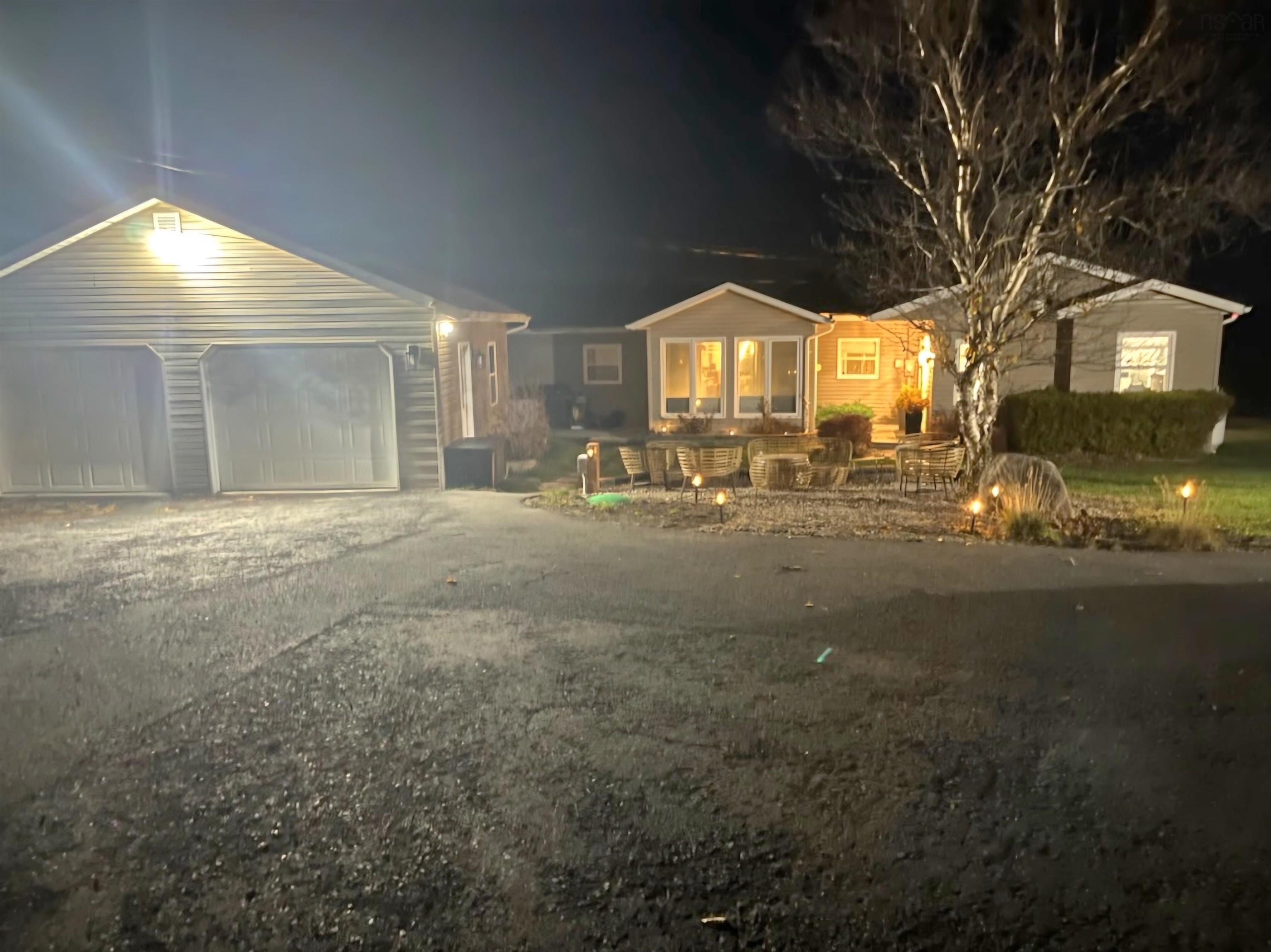 $679,500.00: 59 Sunset Avenue, Phinneys Cove