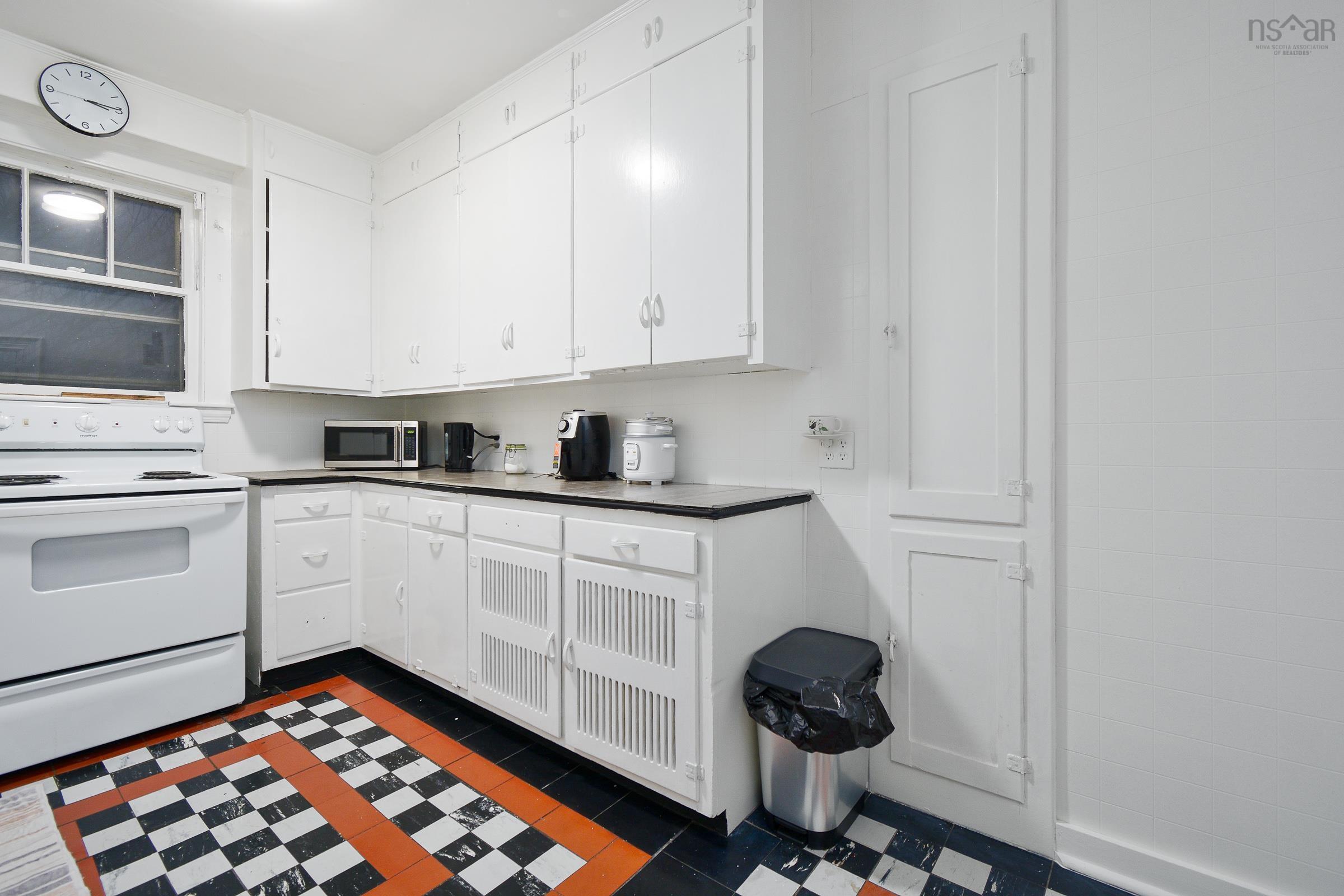 $268,000.00: 841 victoria Road, Sydney