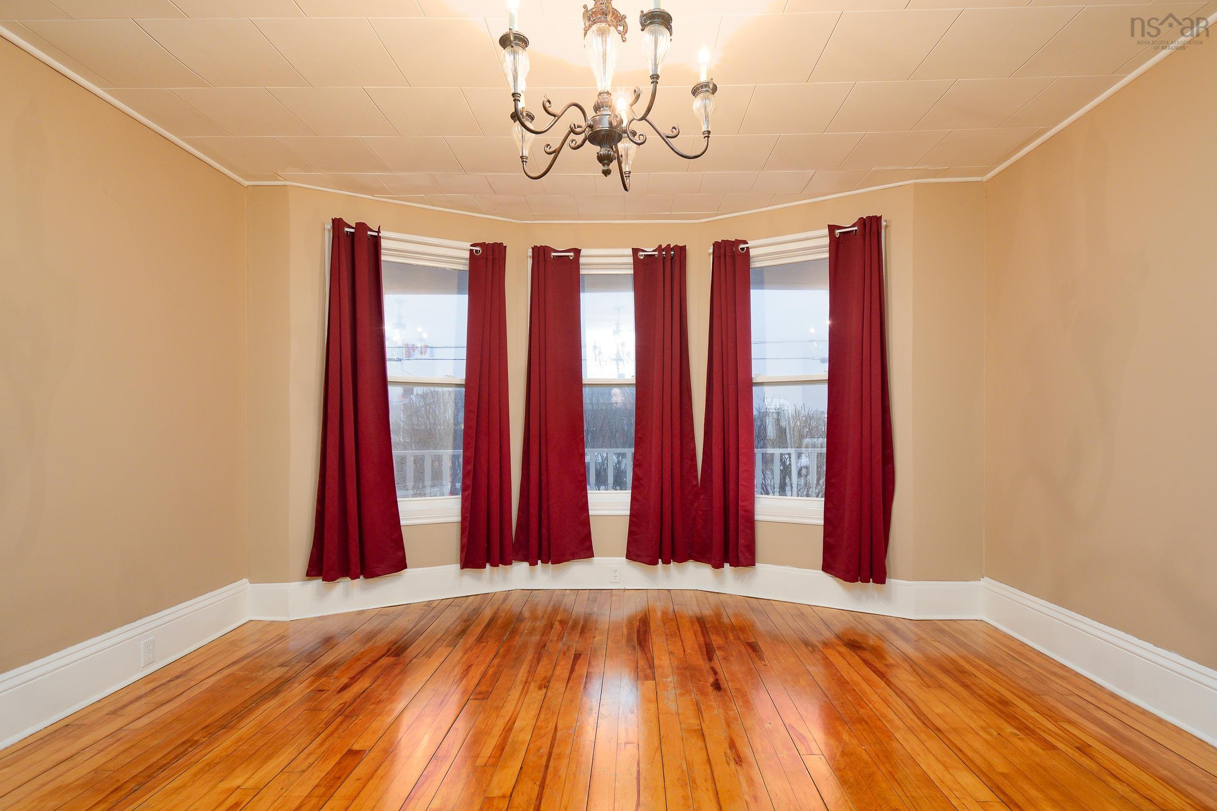 $268,000.00: 841 victoria Road, Sydney