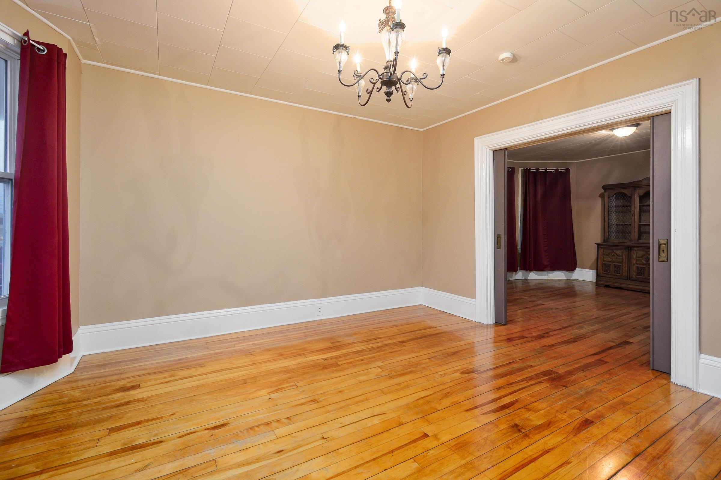 $268,000.00: 841 victoria Road, Sydney