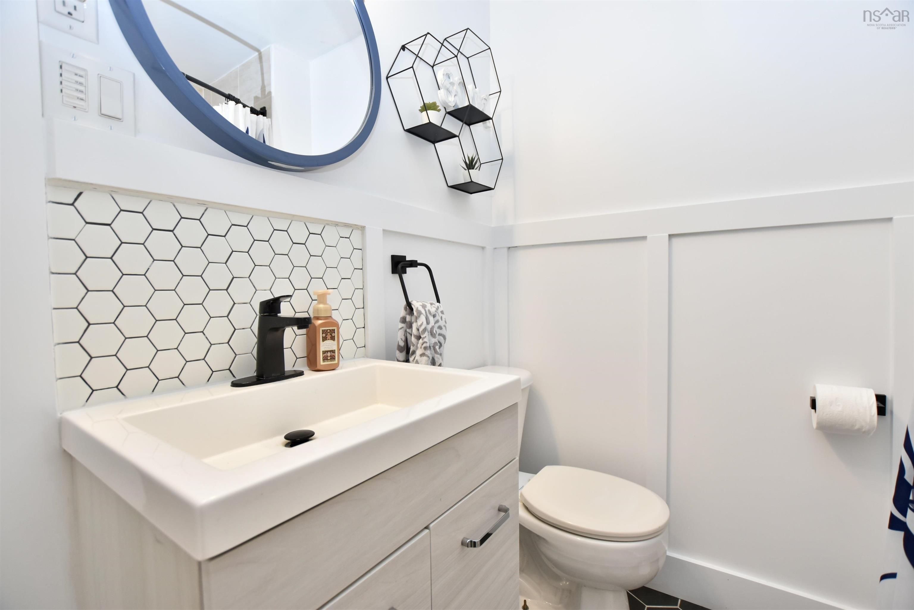 $529,900.00: 10 Lawson Avenue, Dartmouth