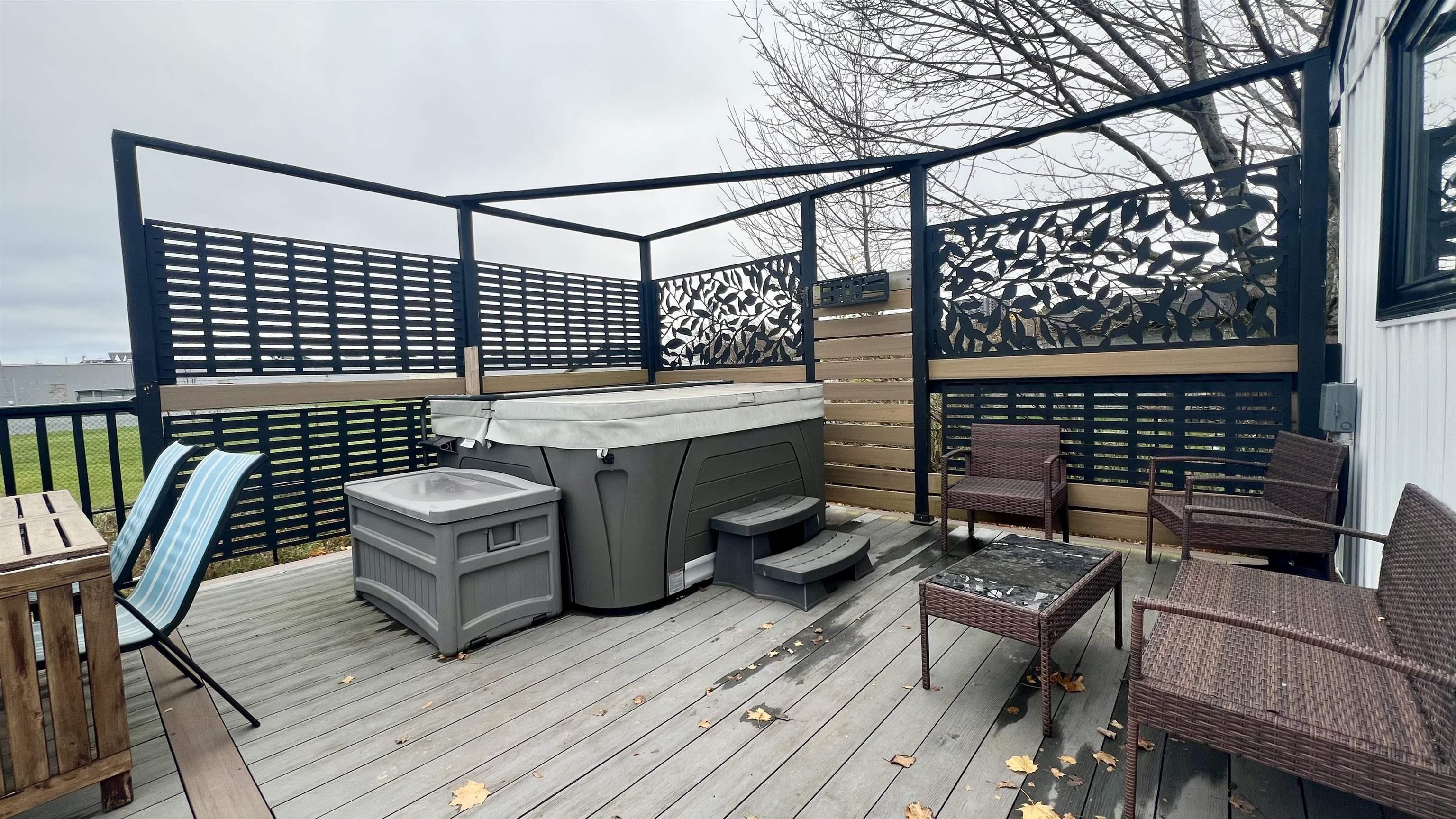 $529,900.00: 10 Lawson Avenue, Dartmouth