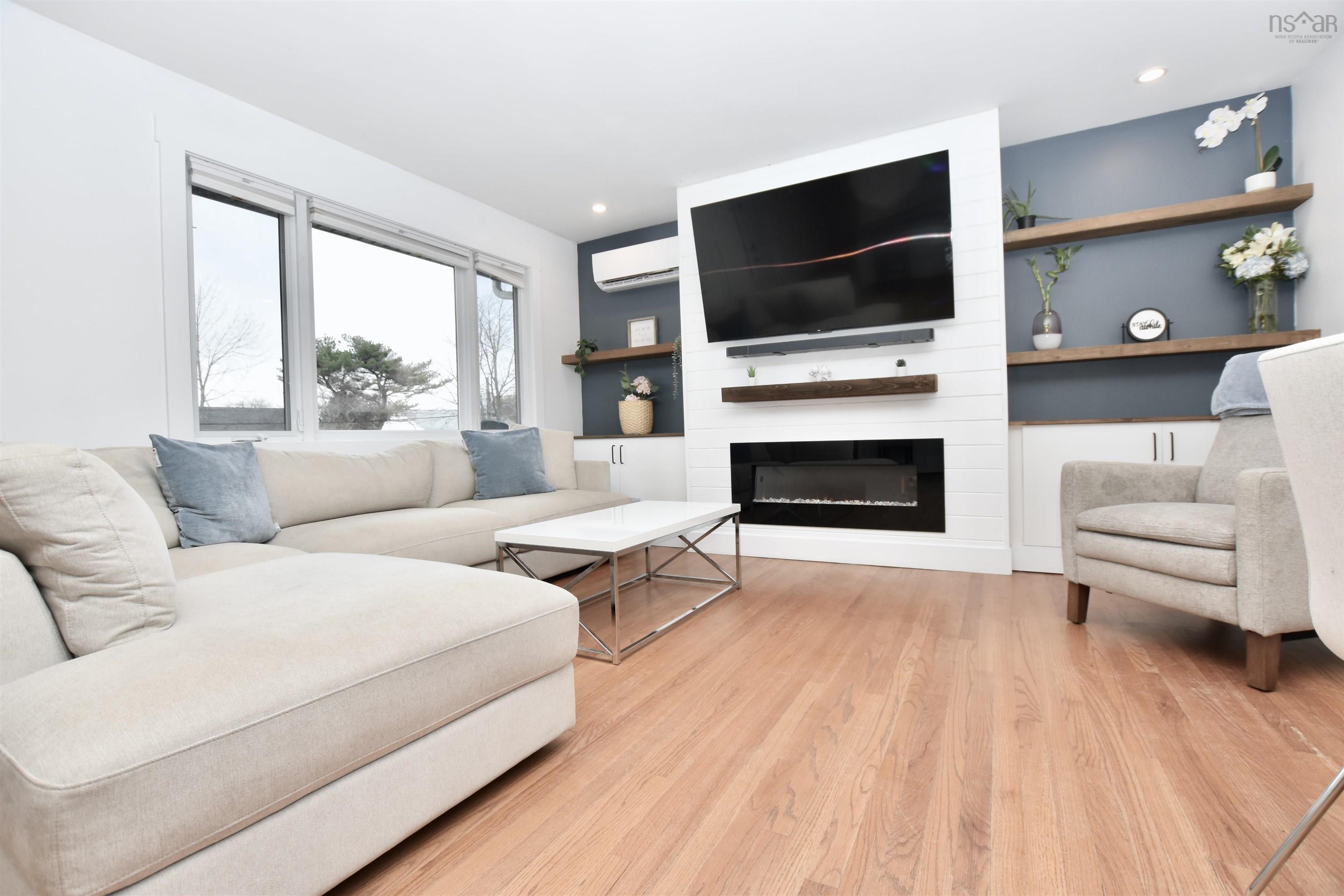 $529,900.00: 10 Lawson Avenue, Dartmouth