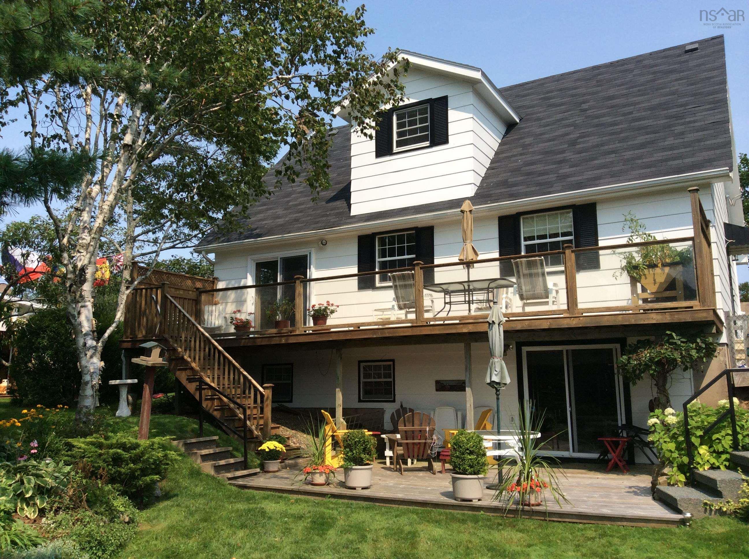 $749,000.00: 5 Wyndrock Drive, Halifax
