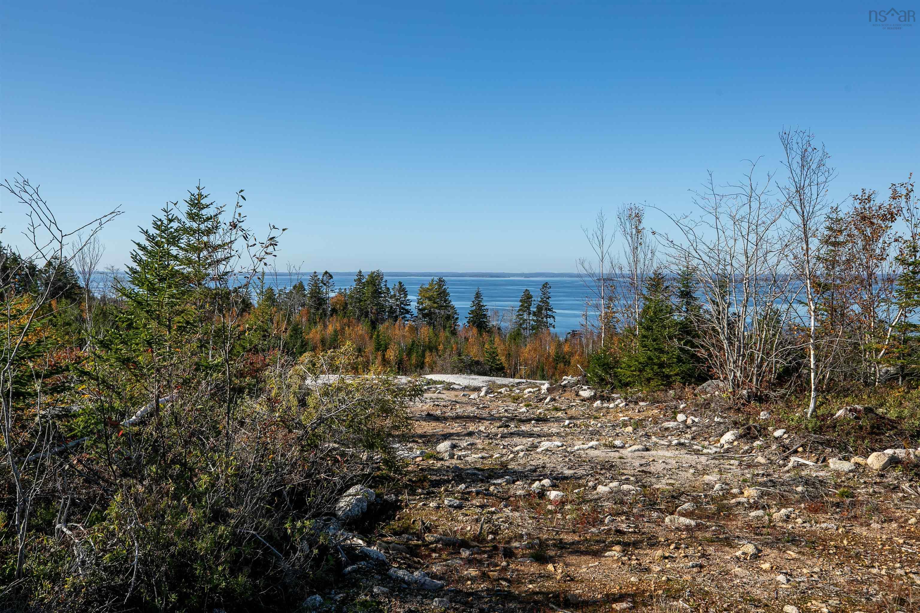 $1,690,000.00: 38 Deer Lane, Deep Cove