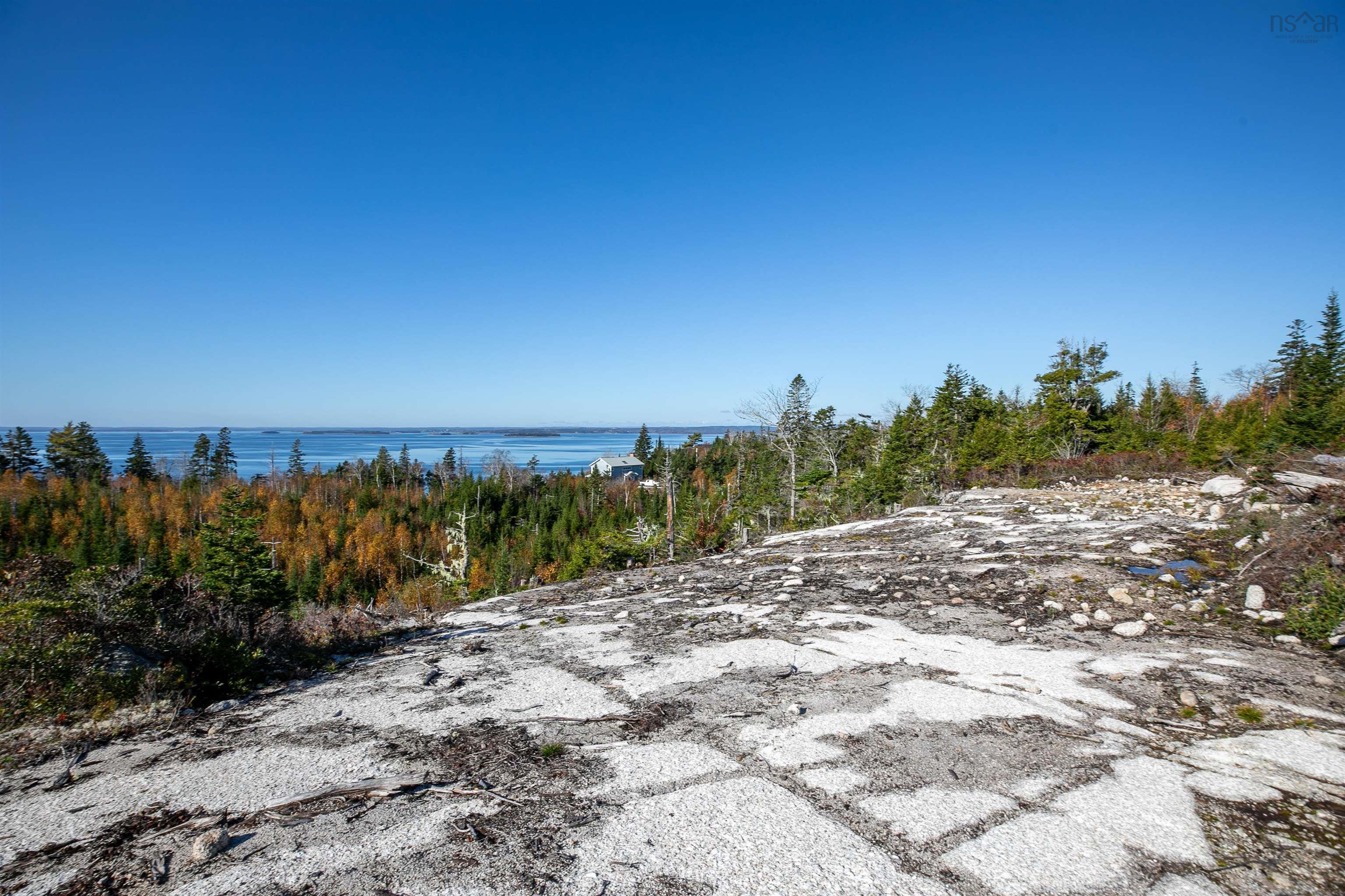 $1,690,000.00: 38 Deer Lane, Deep Cove