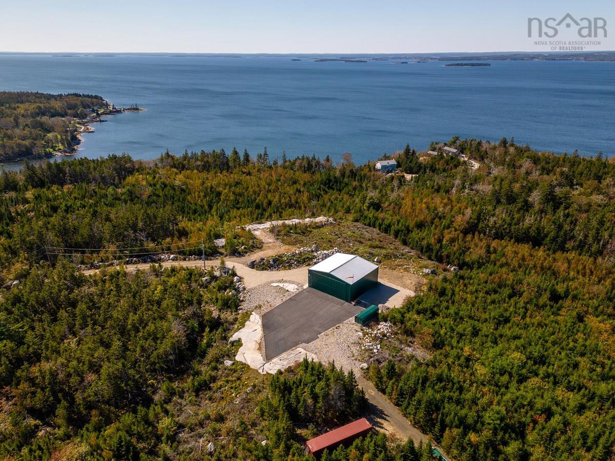 $1,690,000.00: 38 Deer Lane, Deep Cove