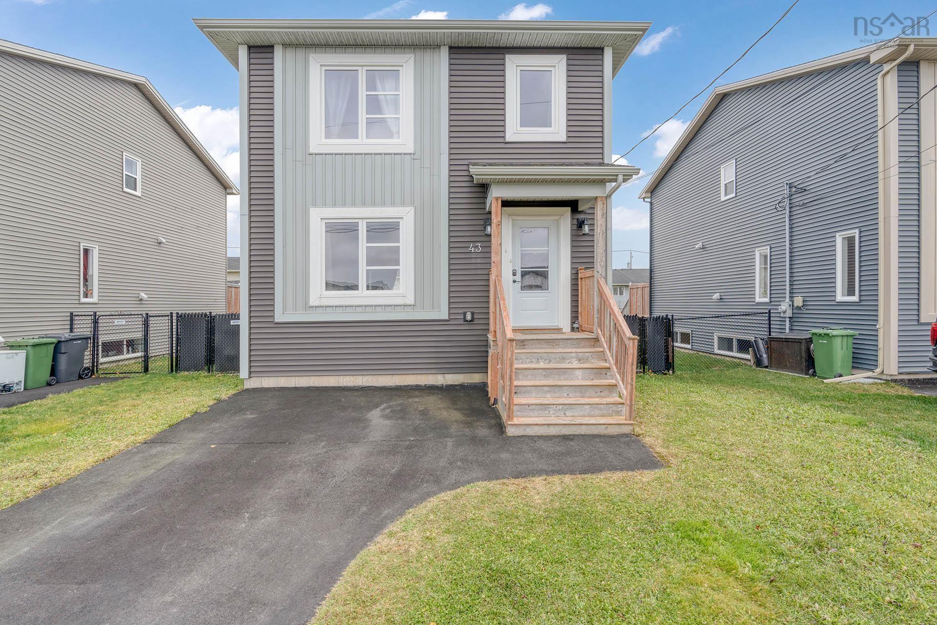 $569,900.00: 43 Castlebridge Lane, Eastern Passage