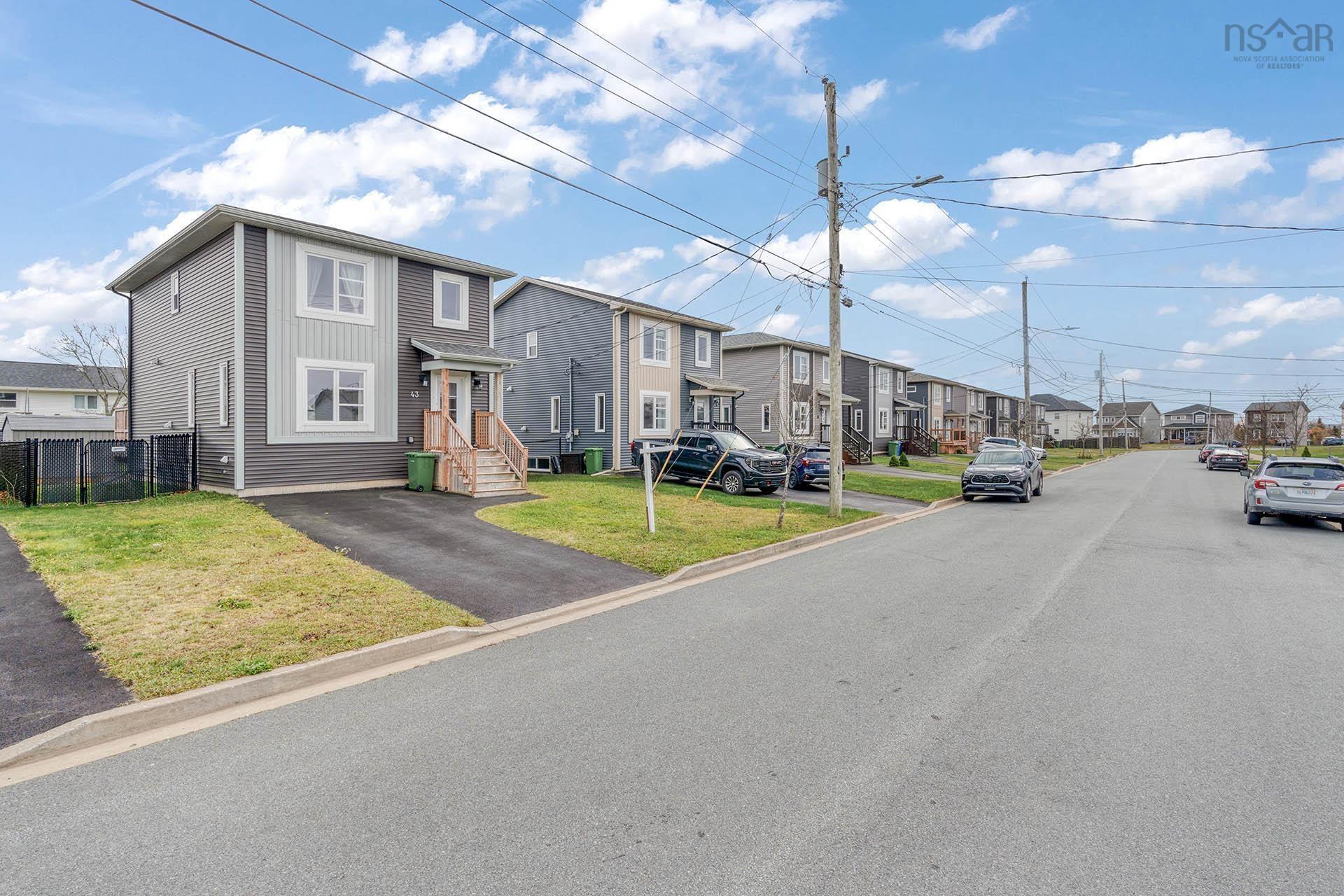 $569,900.00: 43 Castlebridge Lane, Eastern Passage