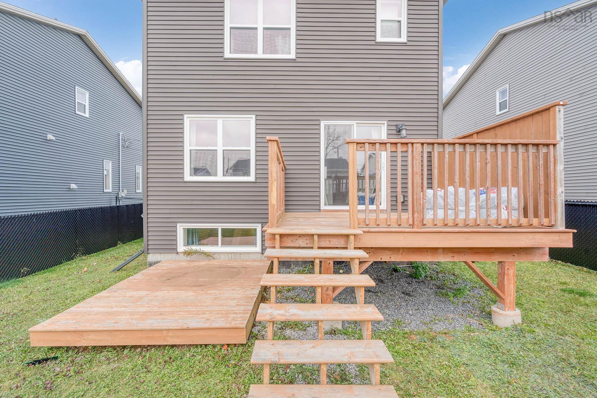 $569,900.00: 43 Castlebridge Lane, Eastern Passage