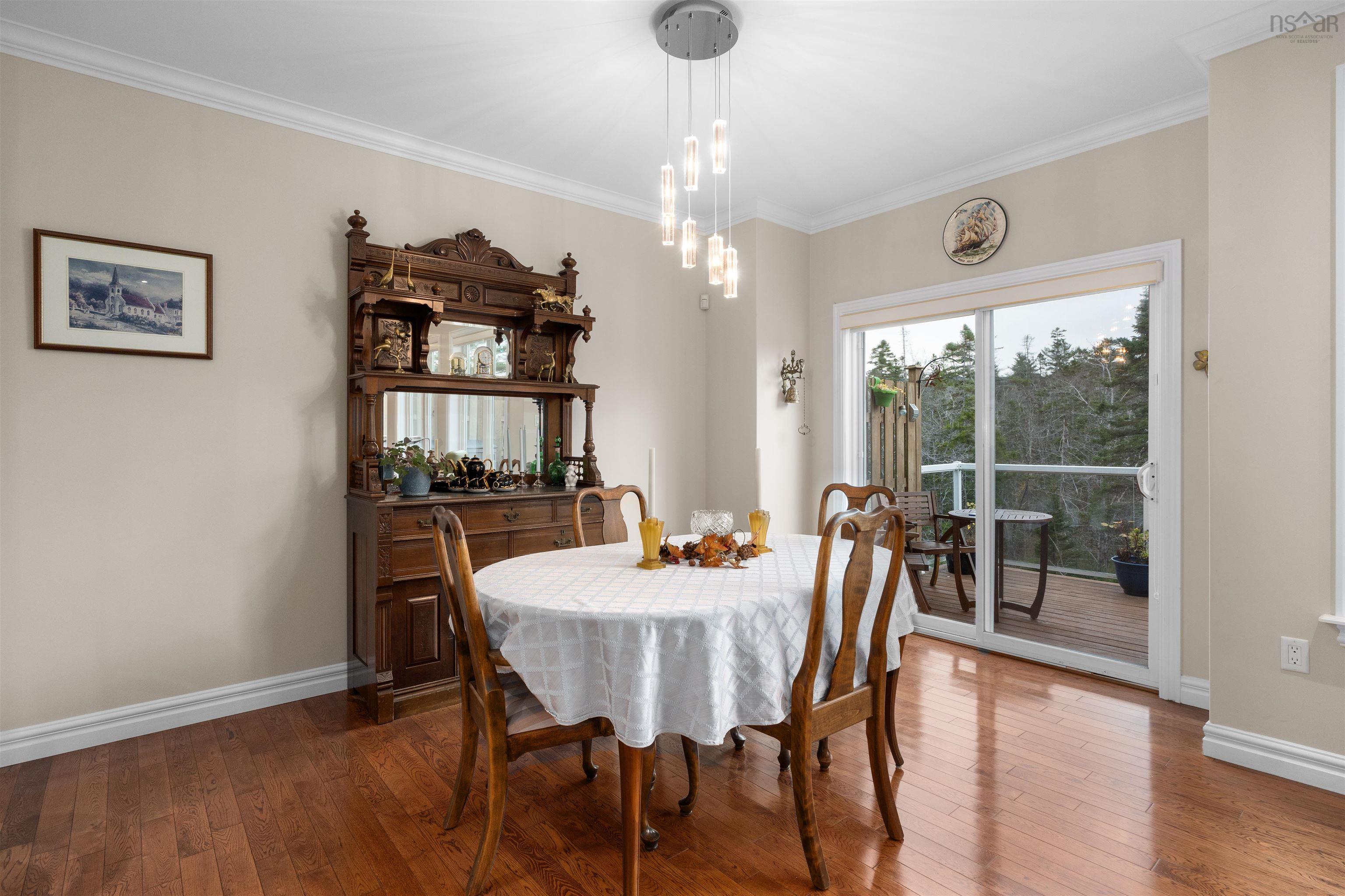 $925,000.00: 46 Sedgewick Place, Bedford South