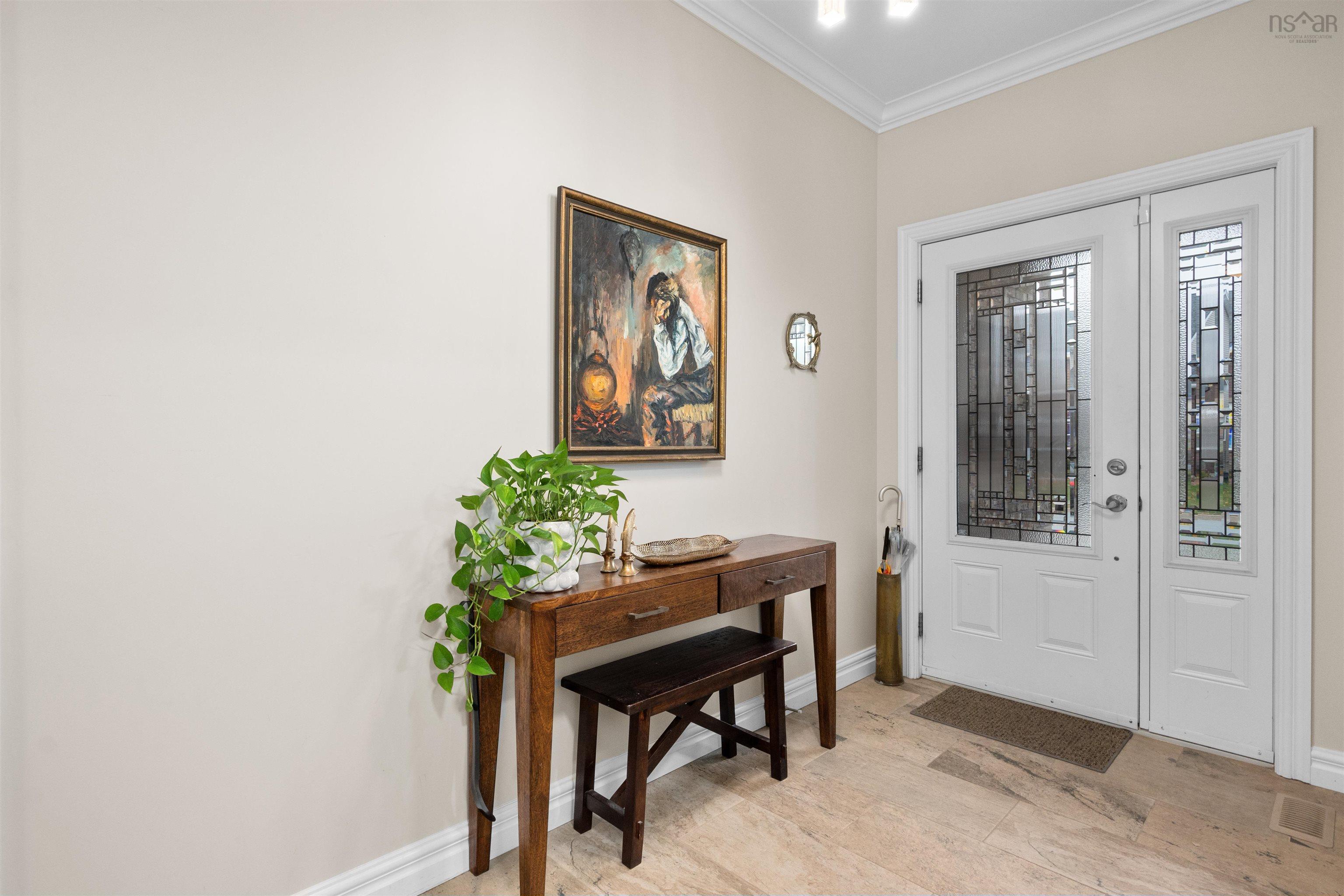 $925,000.00: 46 Sedgewick Place, Bedford South