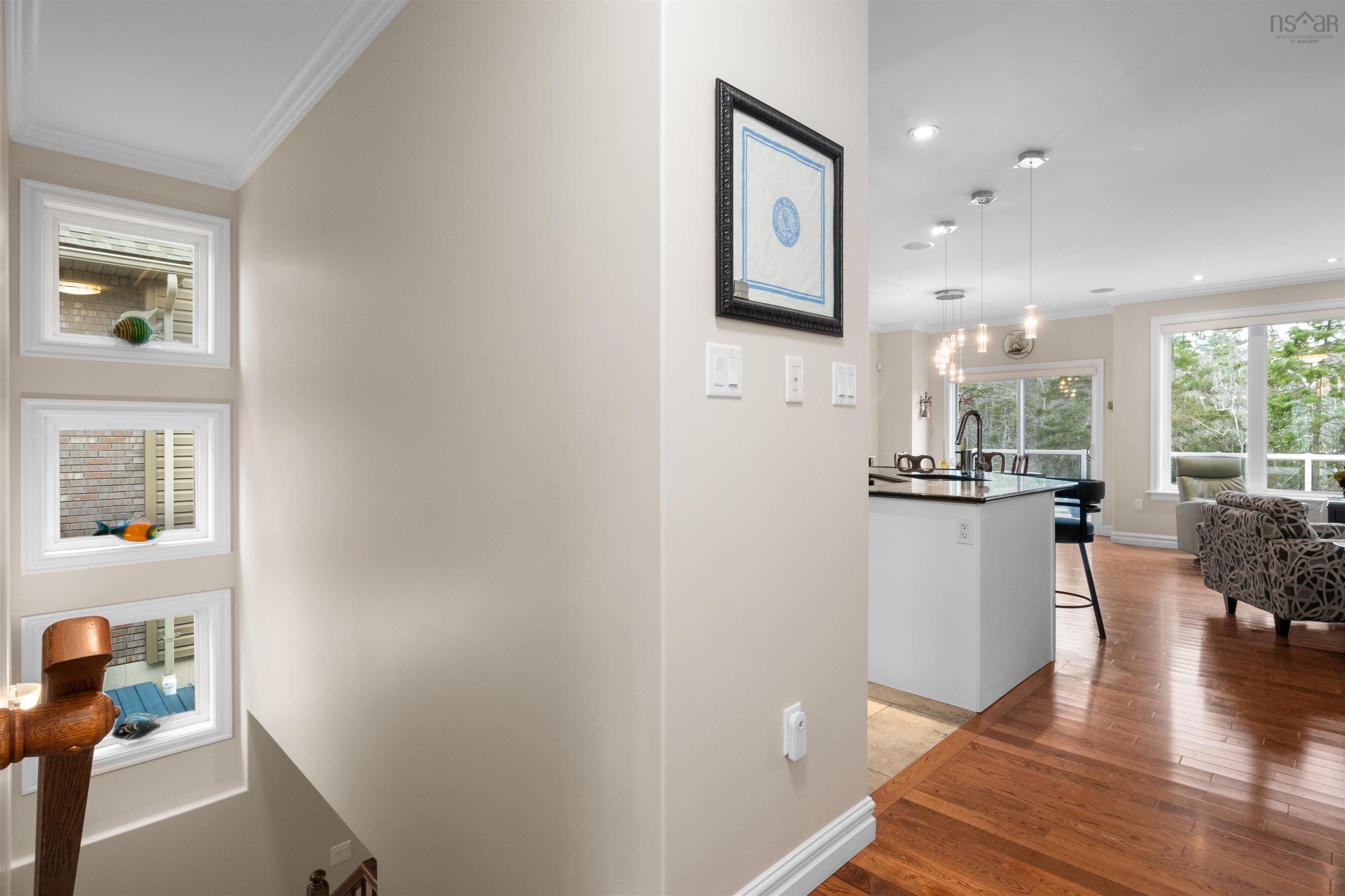 $925,000.00: 46 Sedgewick Place, Bedford South