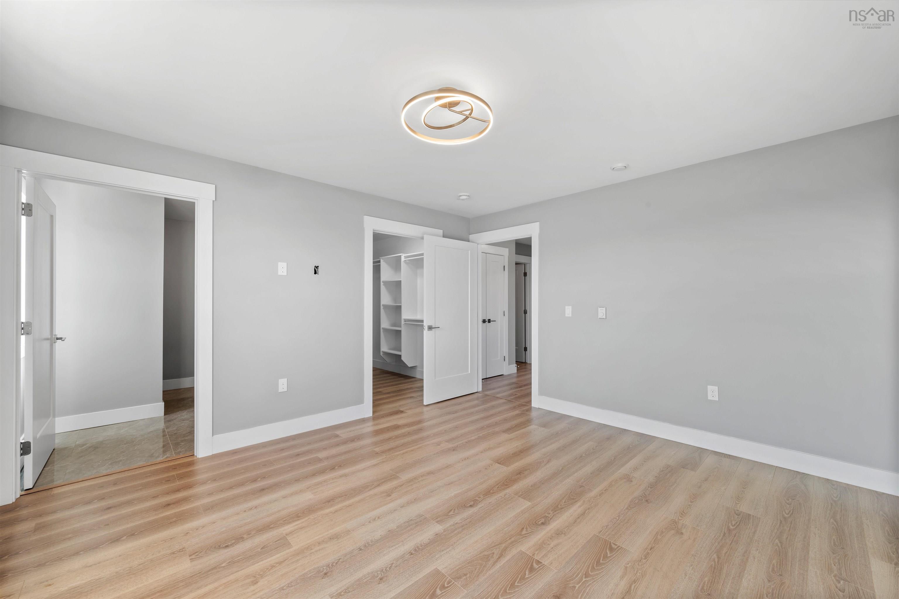 $679,000.00: 202 Higgins Avenue, Beechville