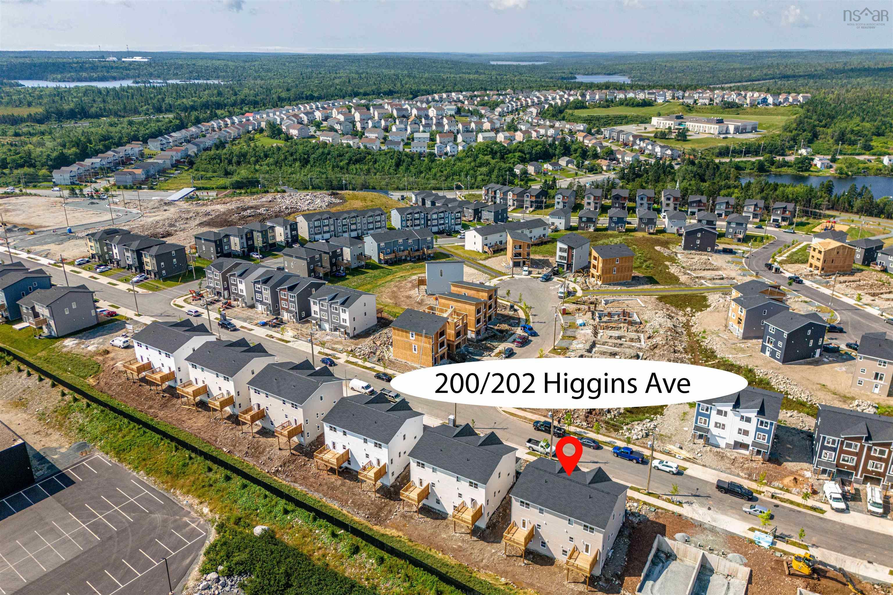 $679,000.00: 202 Higgins Avenue, Beechville